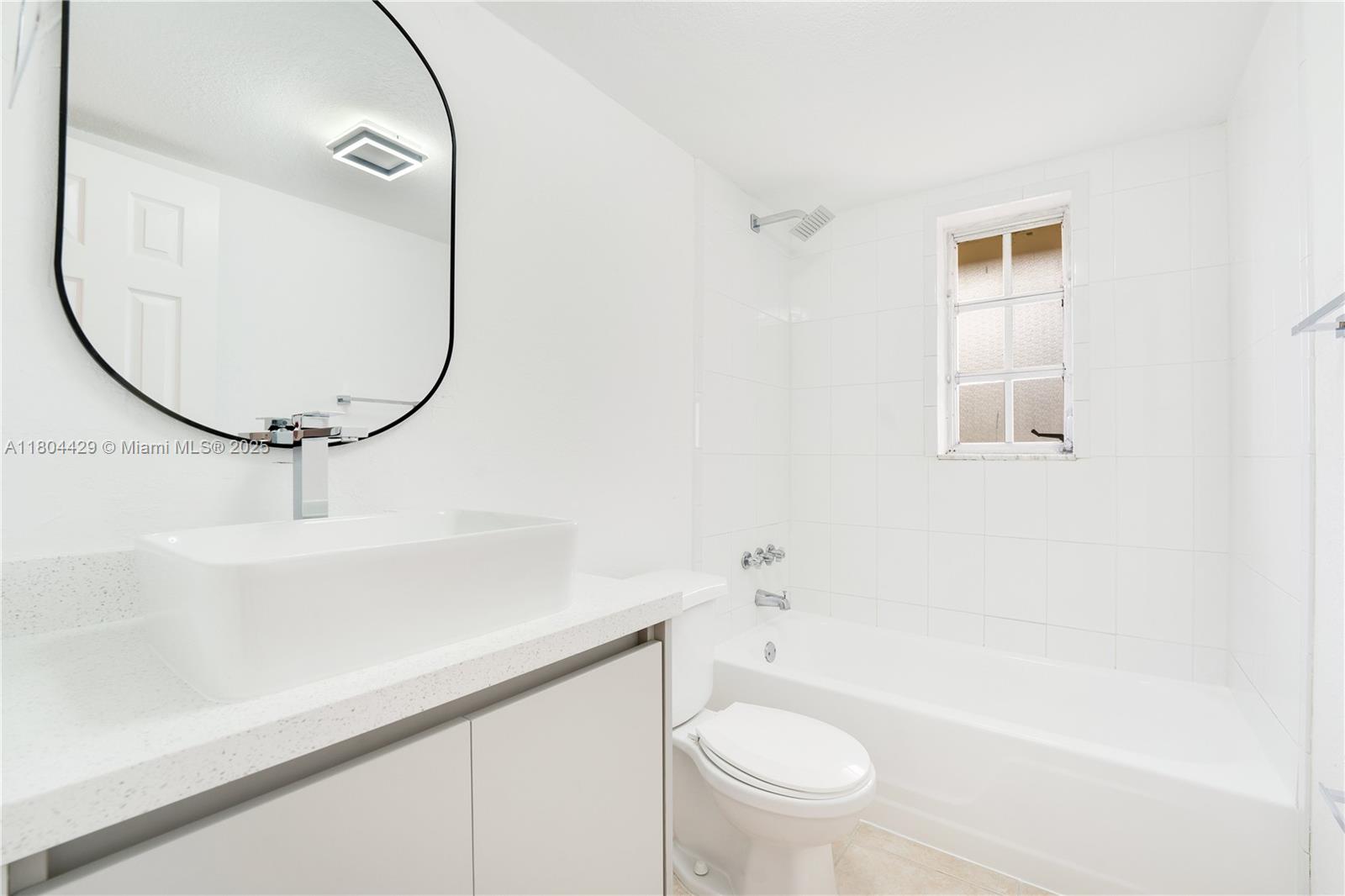 8500 SW 109th Ave # 220 Unit: 6-220