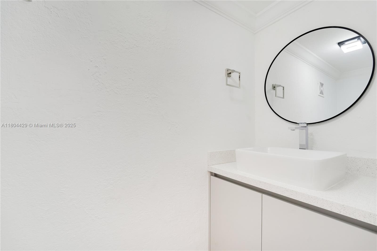 8500 SW 109th Ave # 220 Unit: 6-220