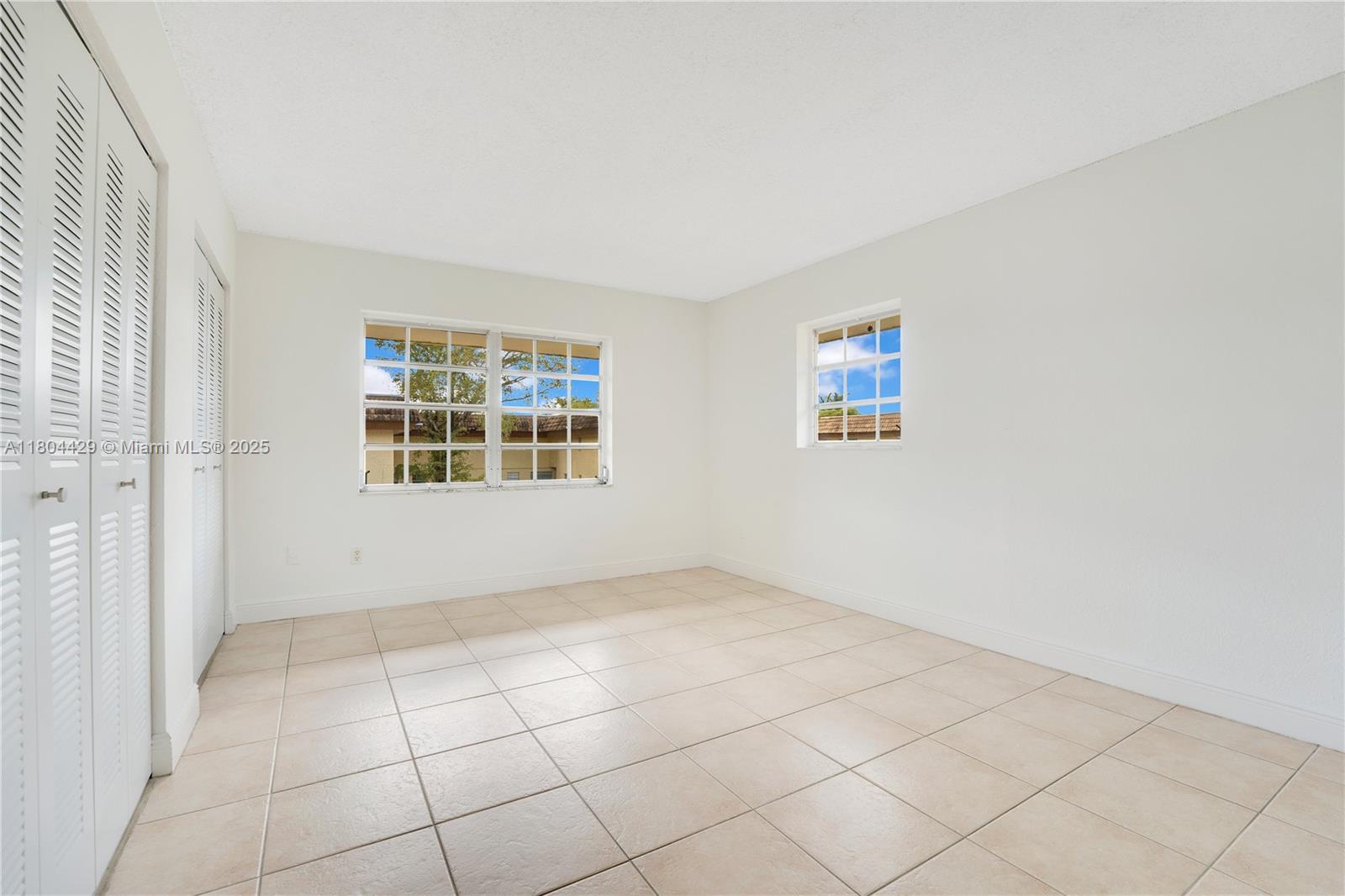 8500 SW 109th Ave # 220 Unit: 6-220