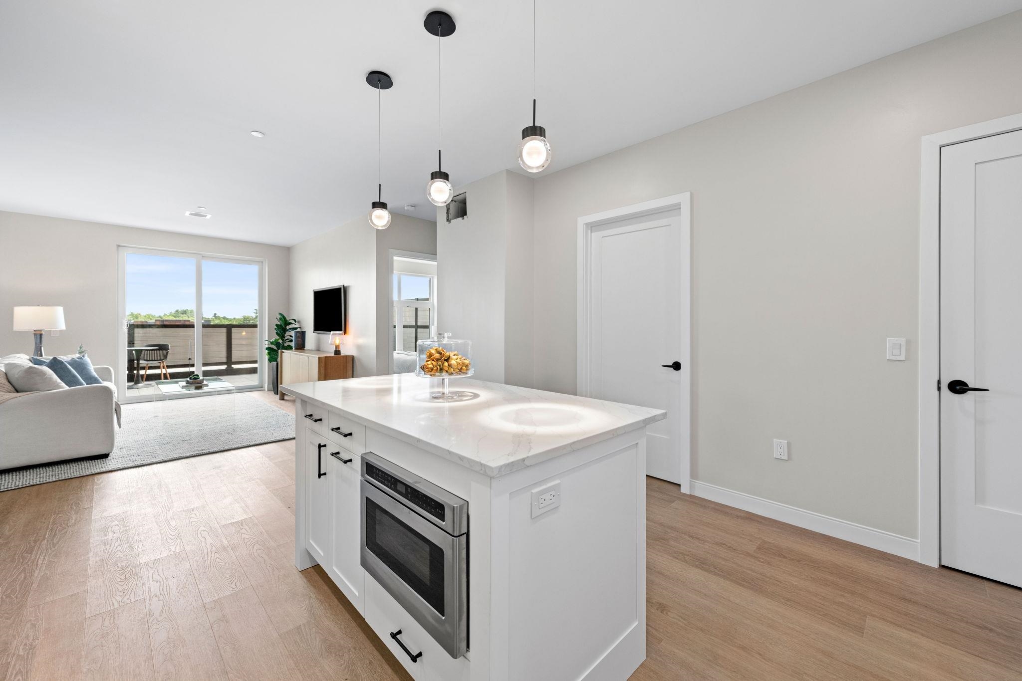 18 Artisan Drive Unit: 212