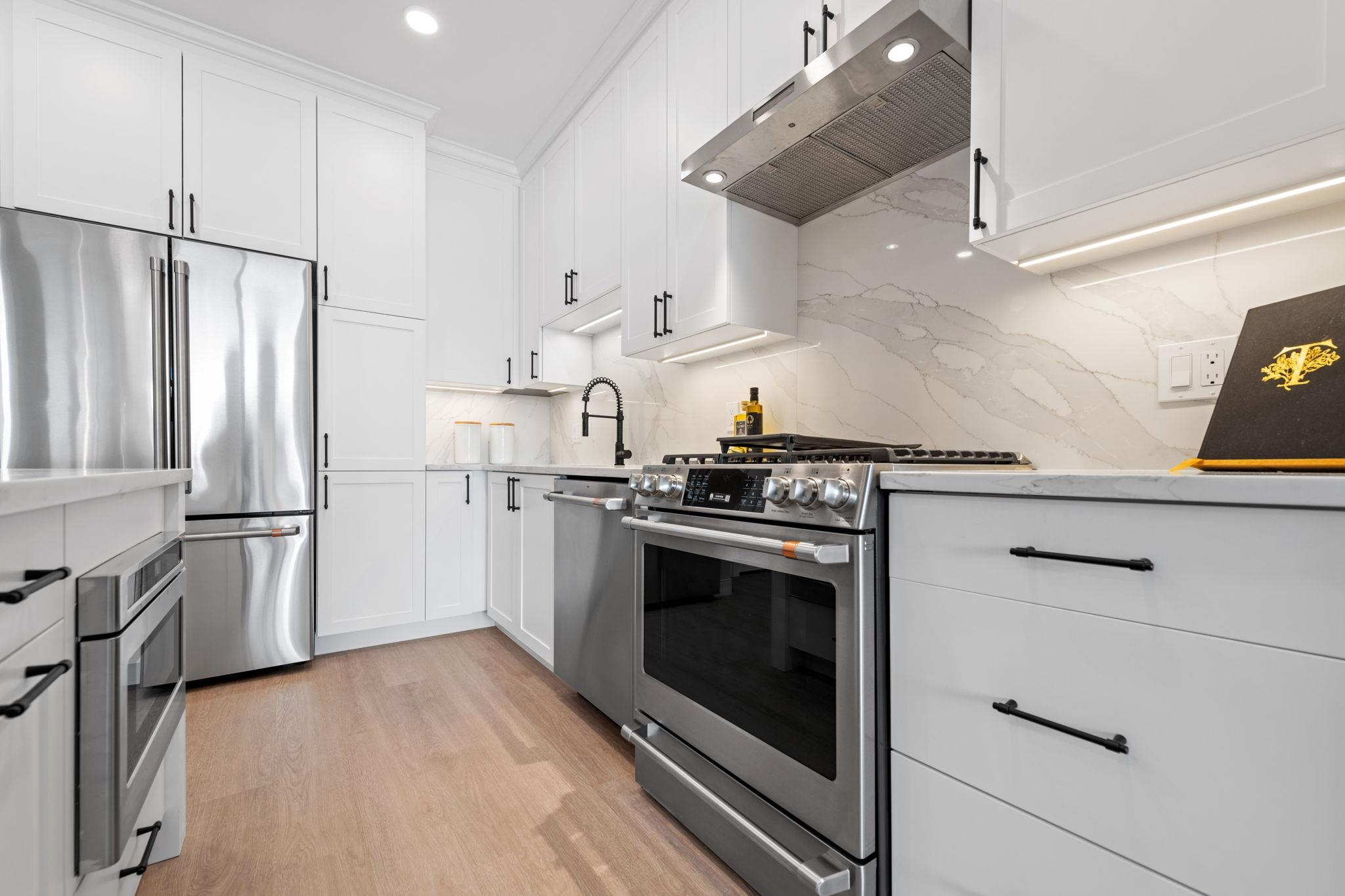 18 Artisan Drive Unit: 212