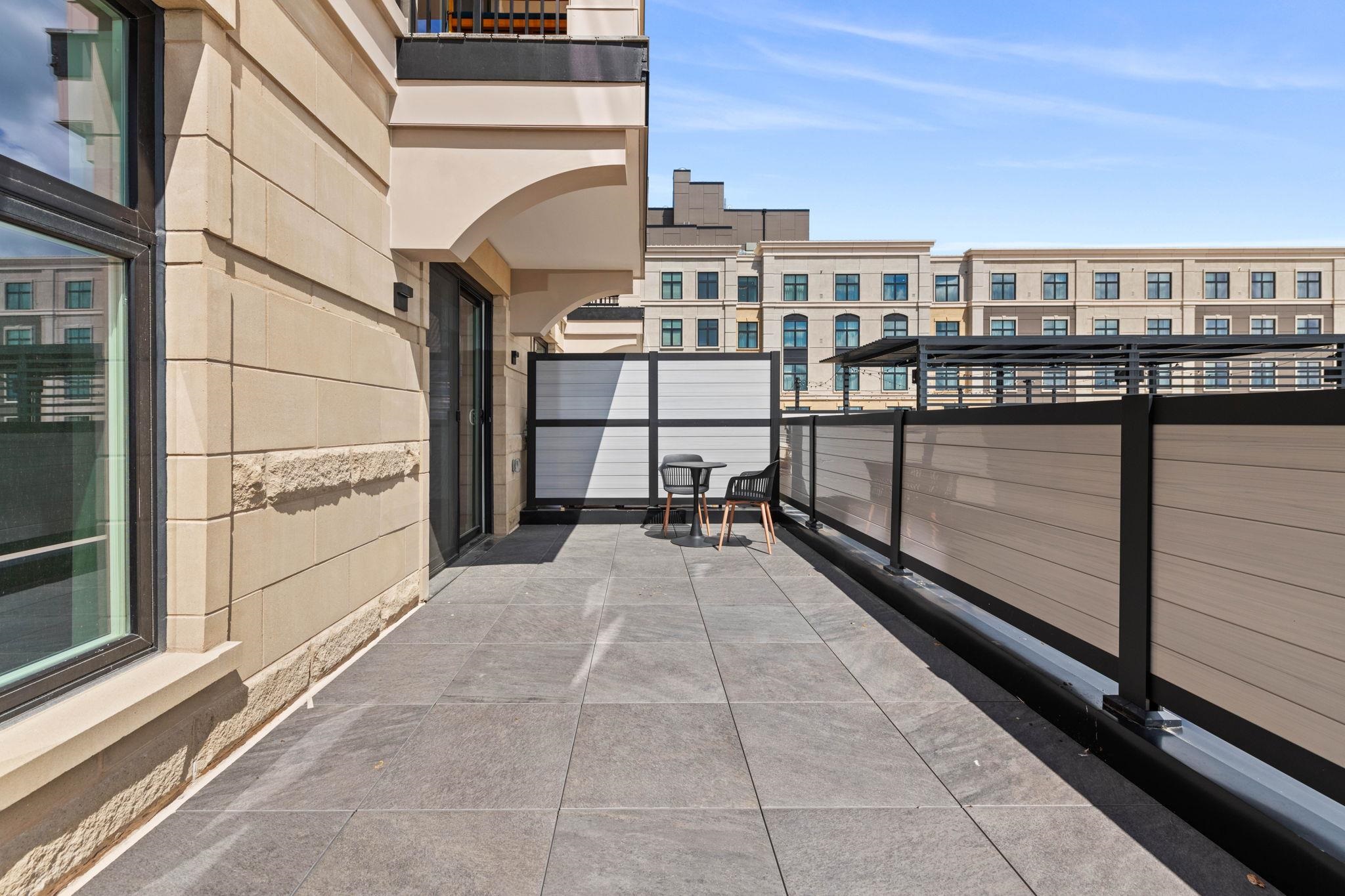 18 Artisan Drive Unit: 212