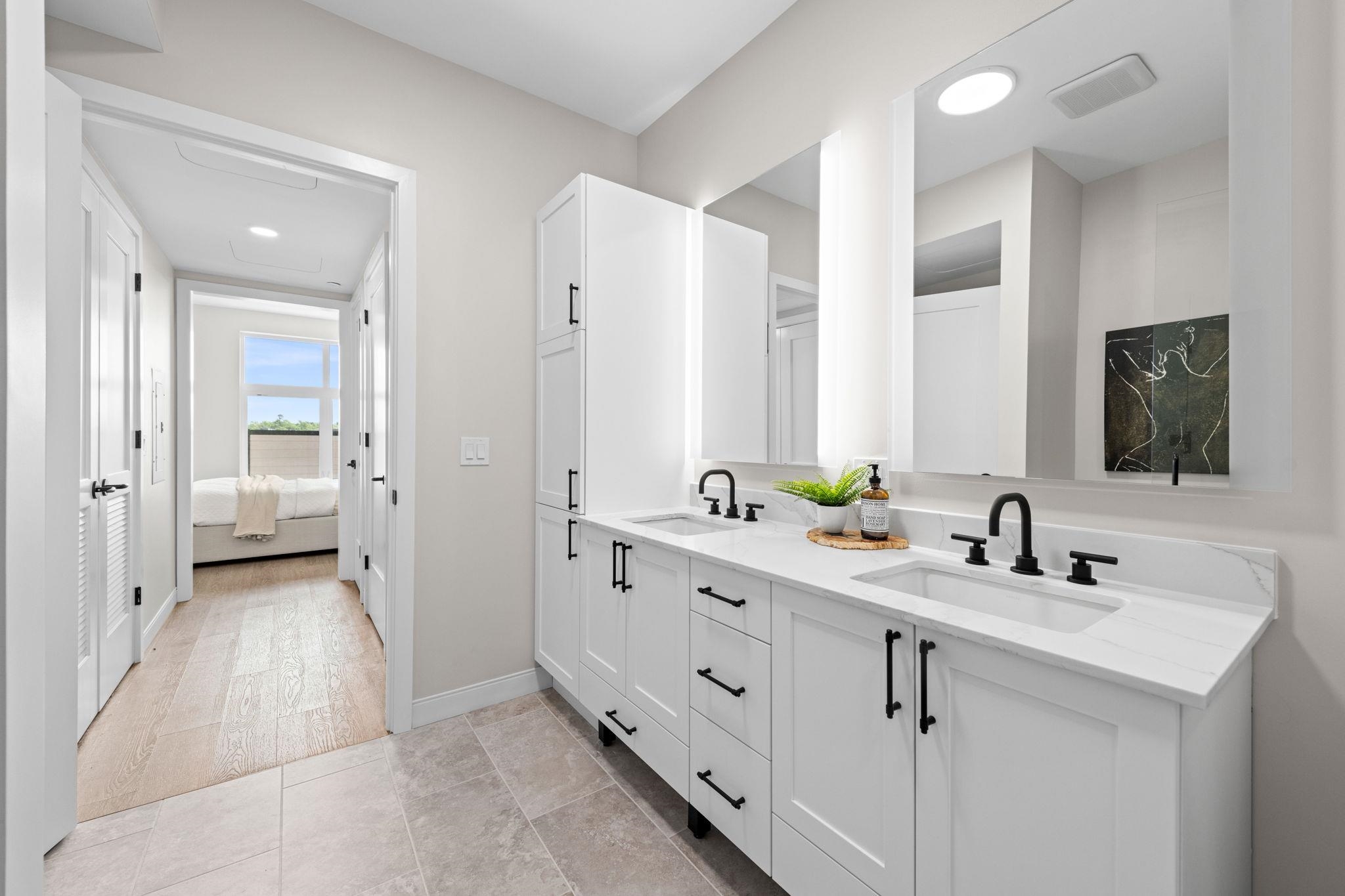 18 Artisan Drive Unit: 212