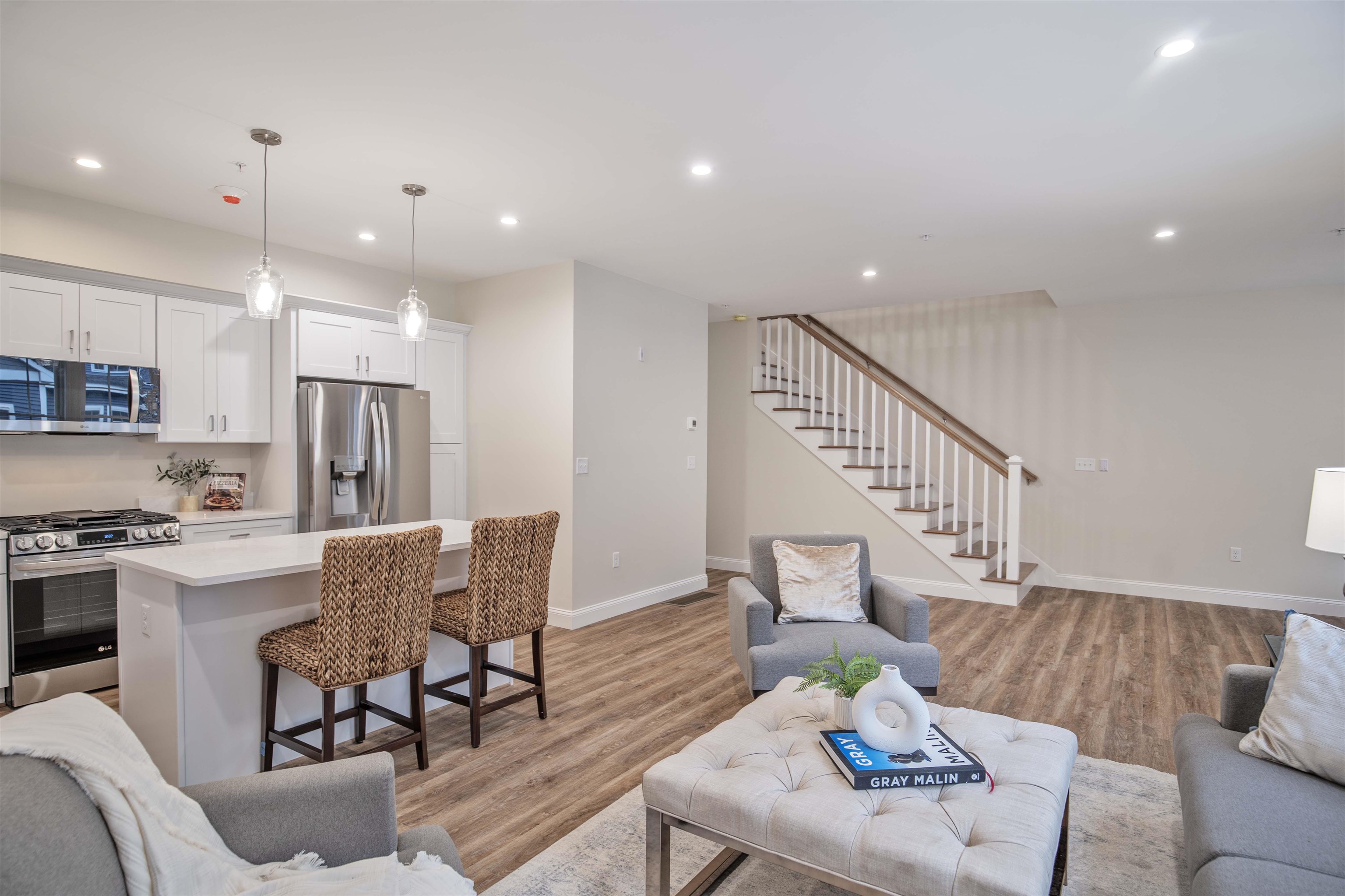 29 Main Street Unit: 9