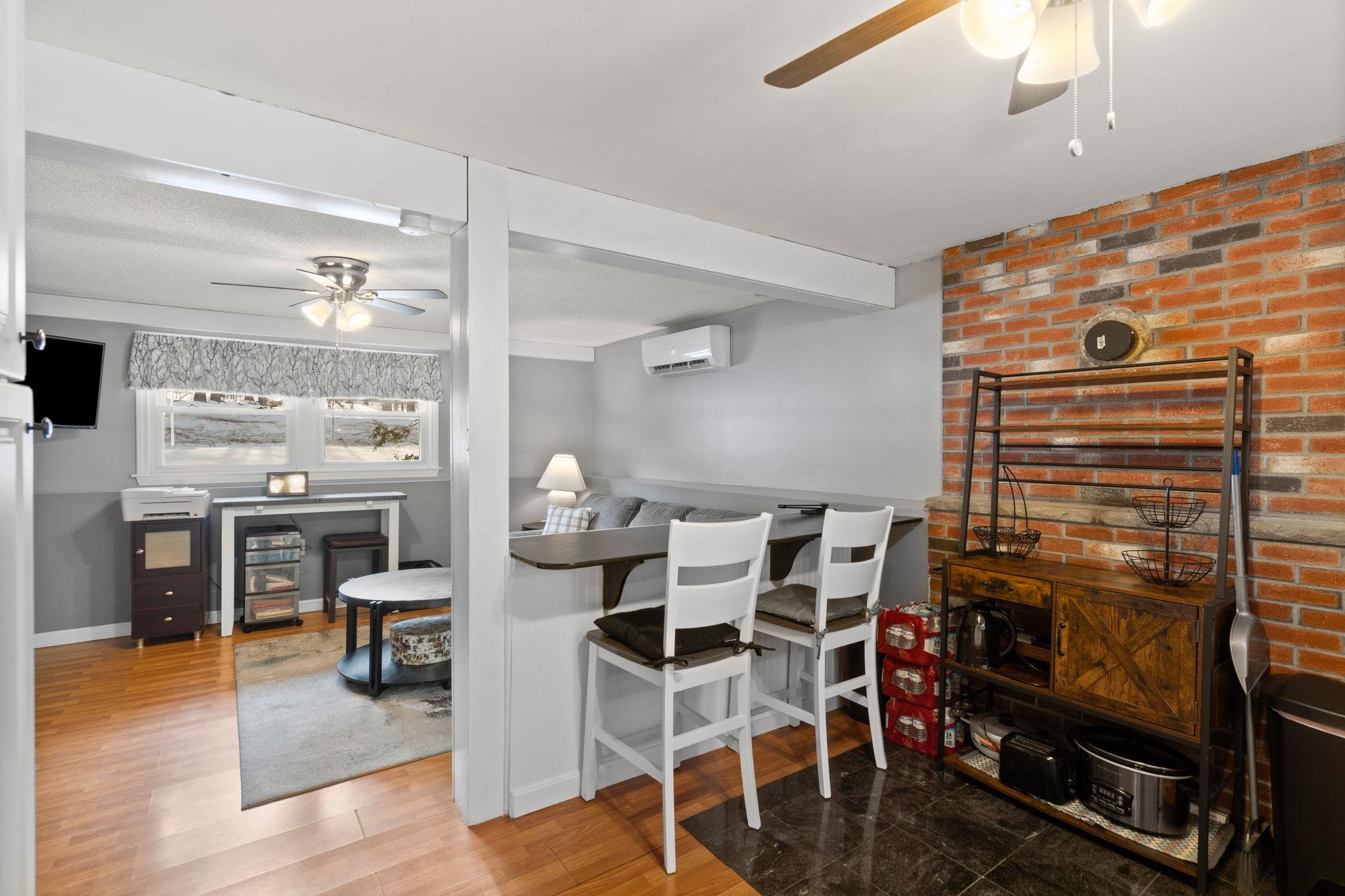 44 Island Pond Road