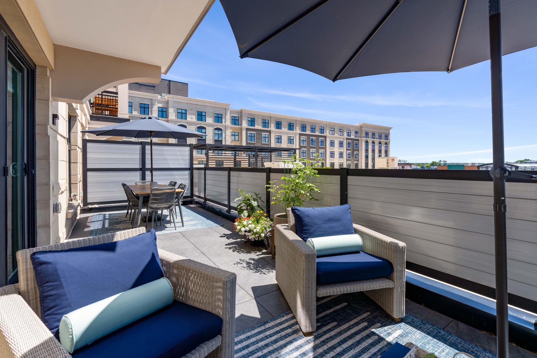 18 Artisan Drive Unit: 210