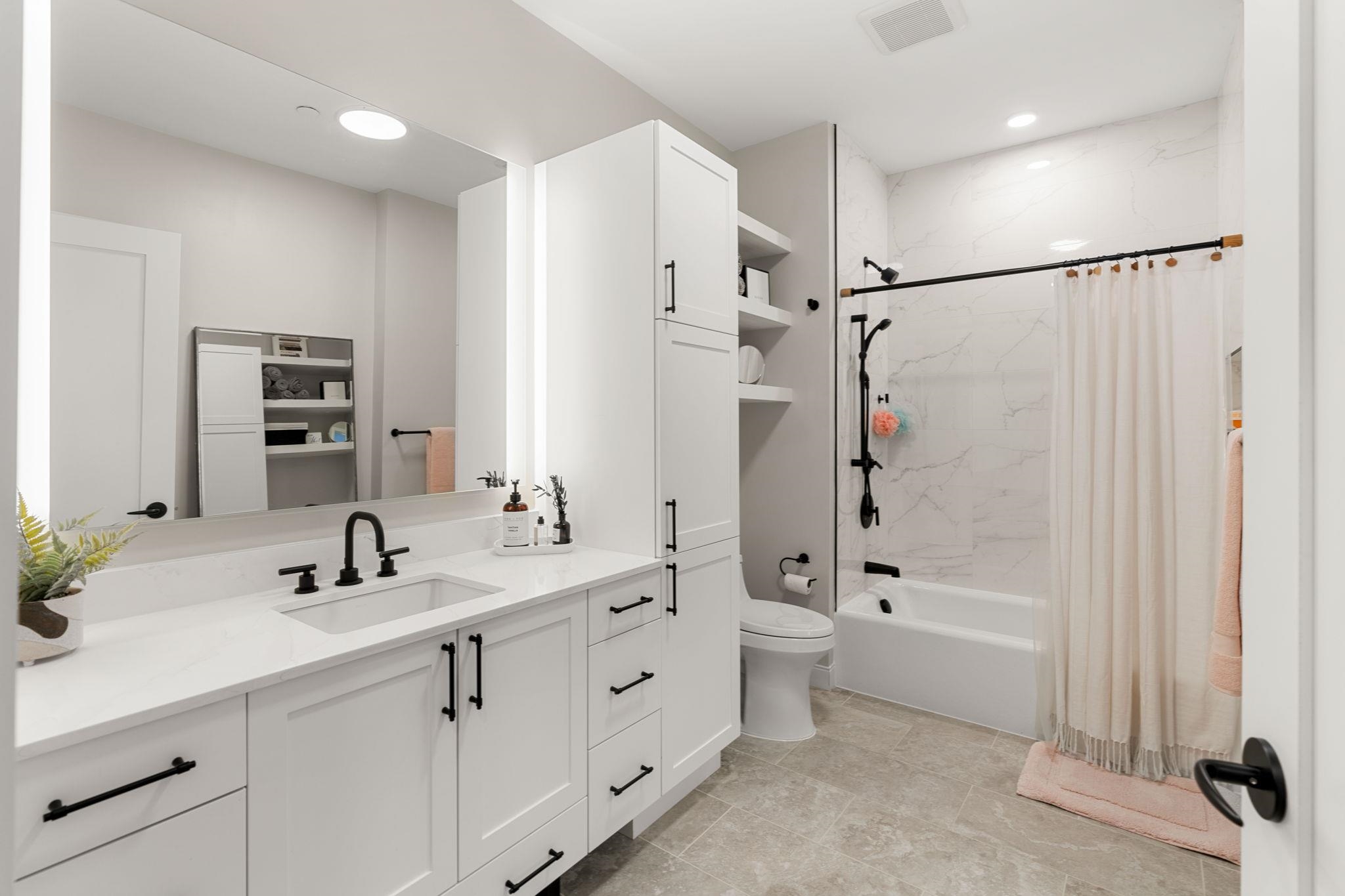 18 Artisan Drive Unit: 210