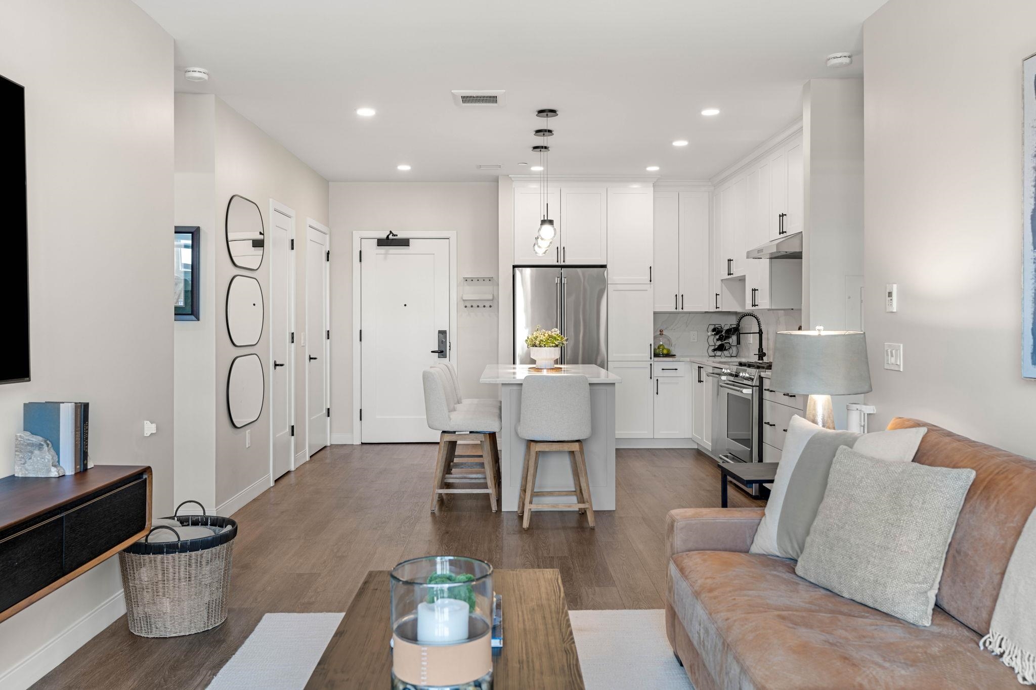 18 Artisan Drive Unit: 210