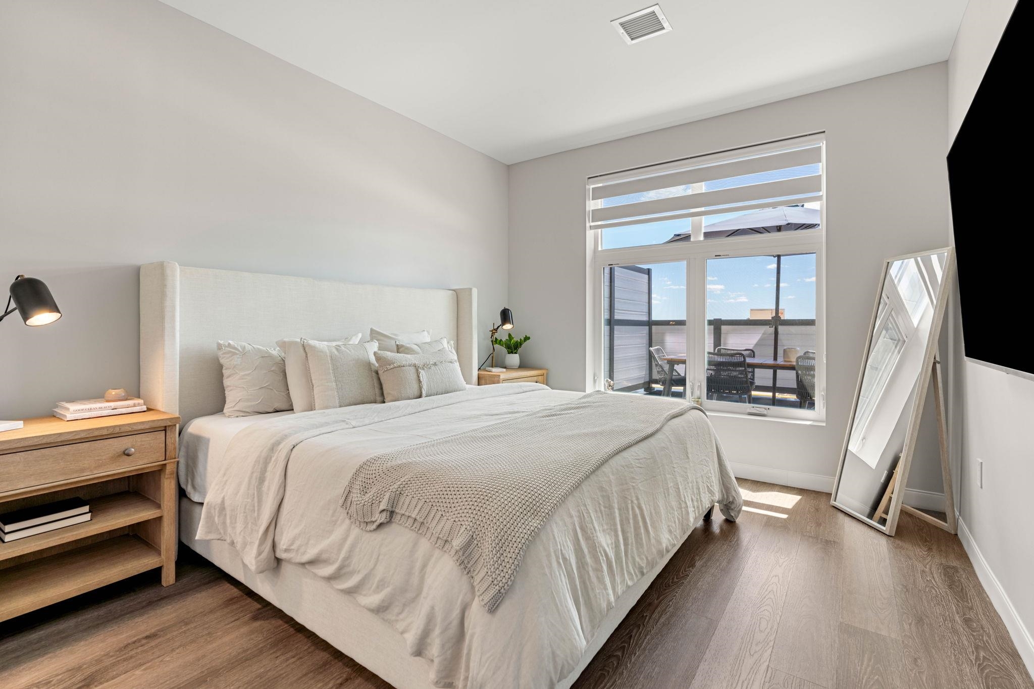 18 Artisan Drive Unit: 210