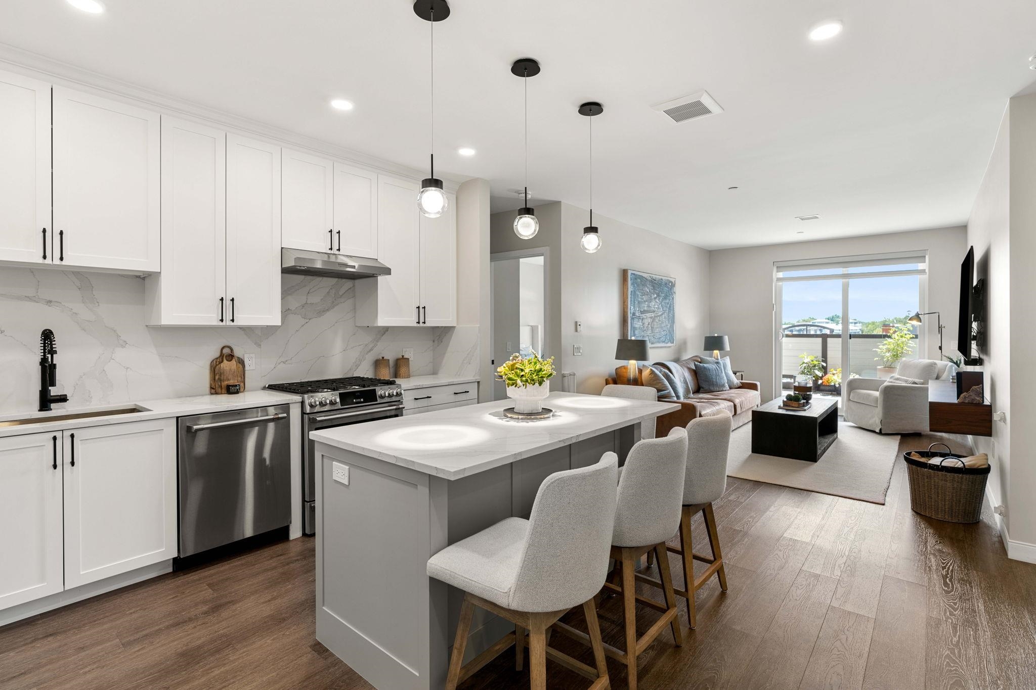 18 Artisan Drive Unit: 210