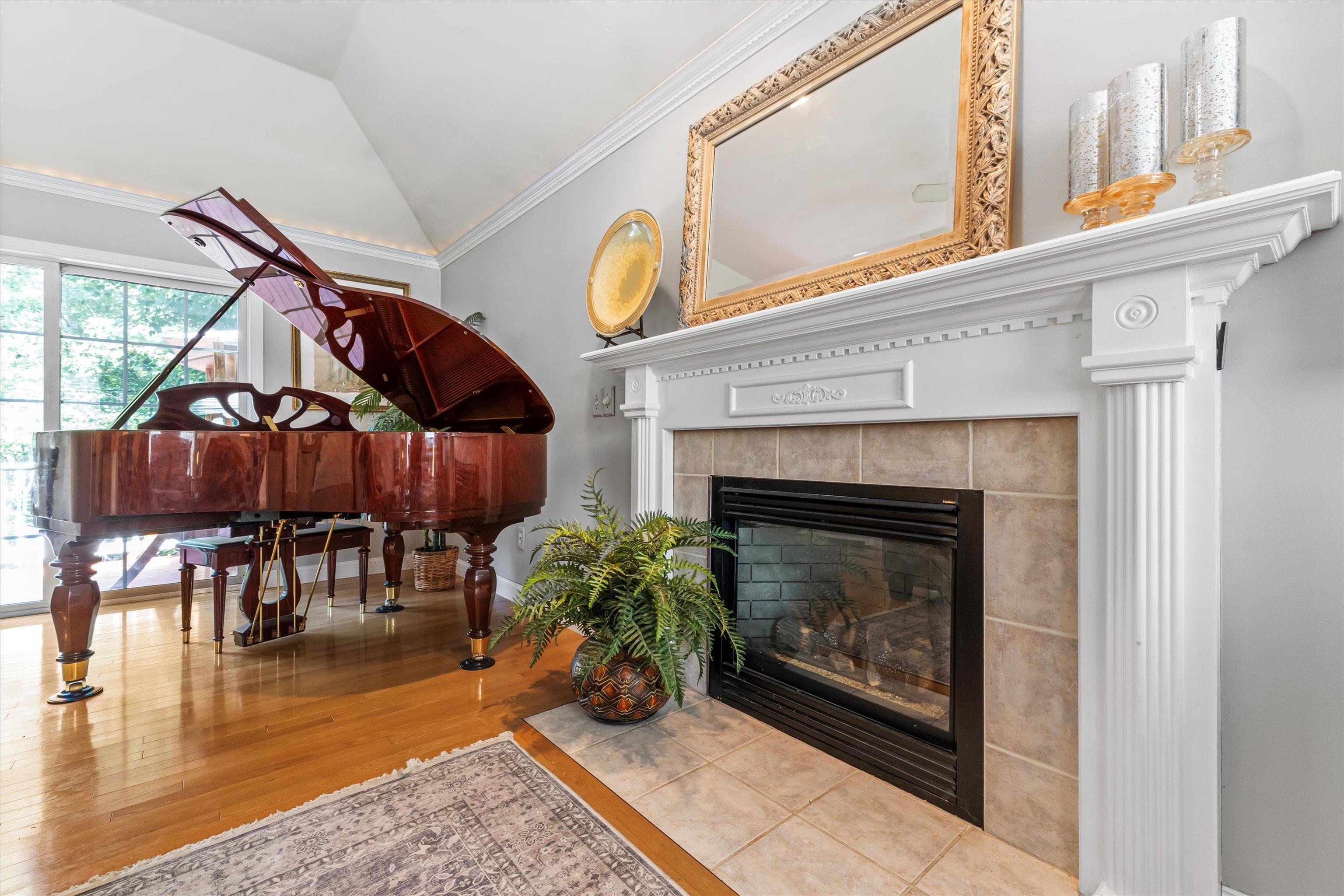 11 Hawk Drive