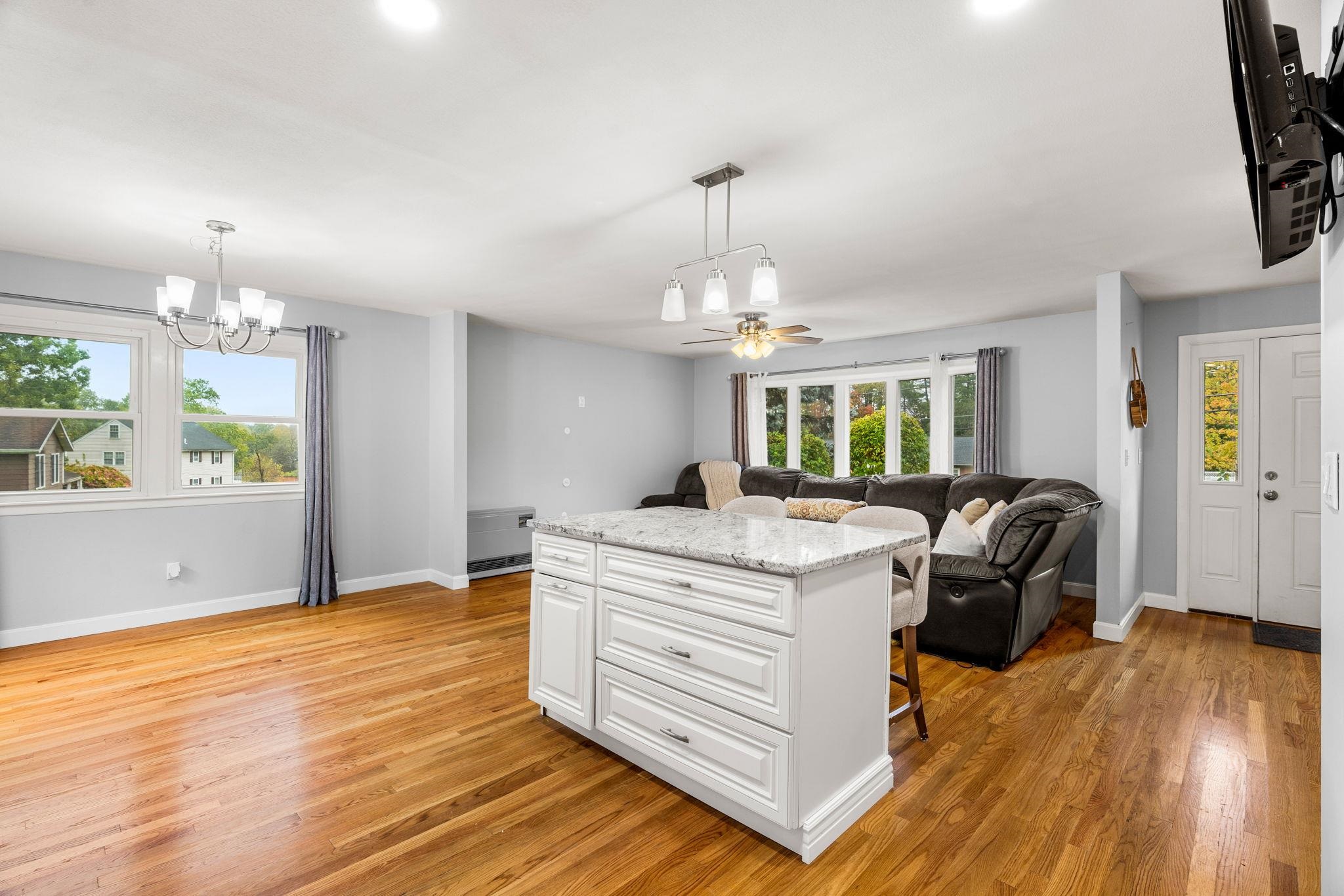 14 Sherwood Circle