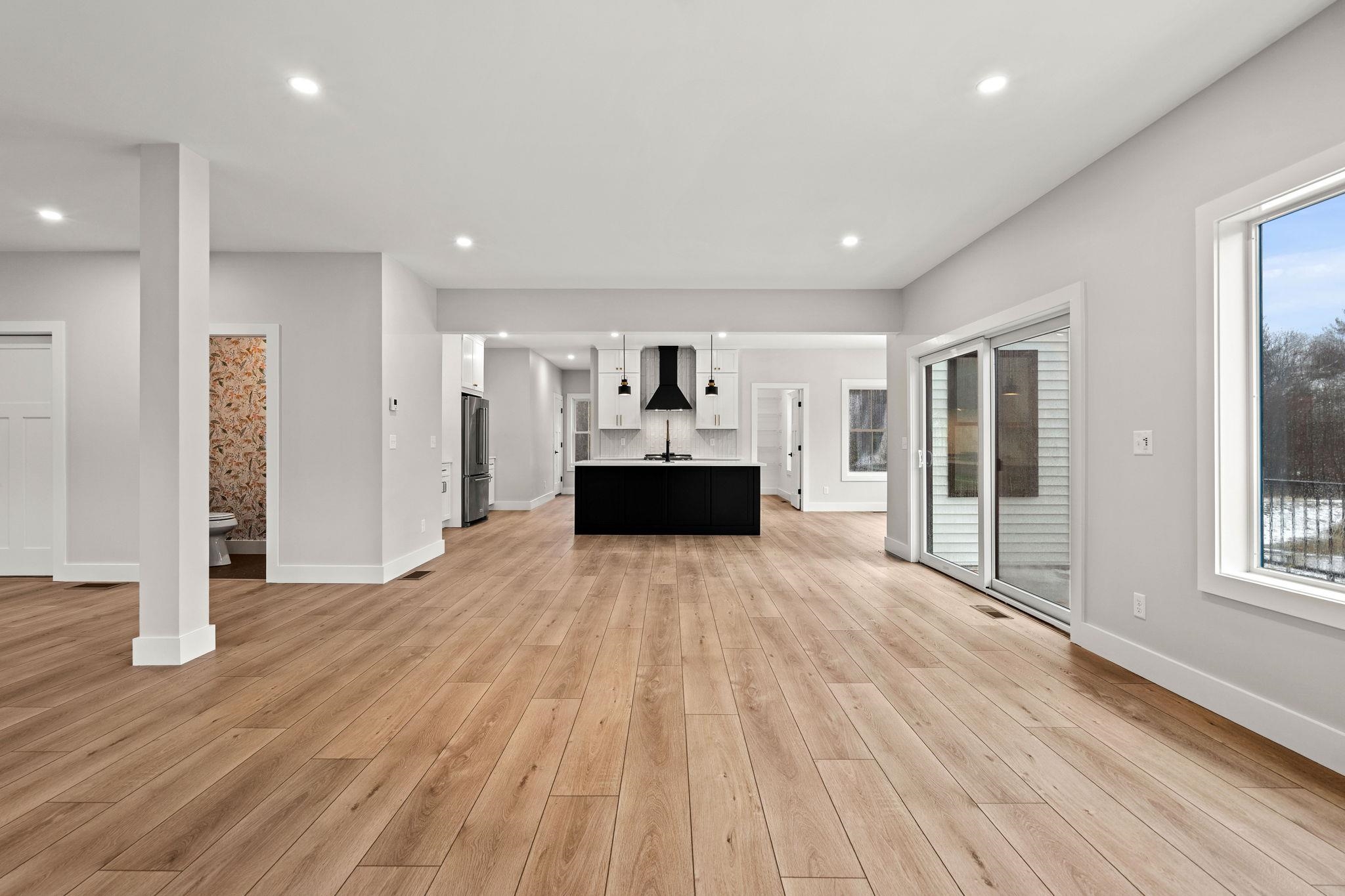 25 Lily Lane