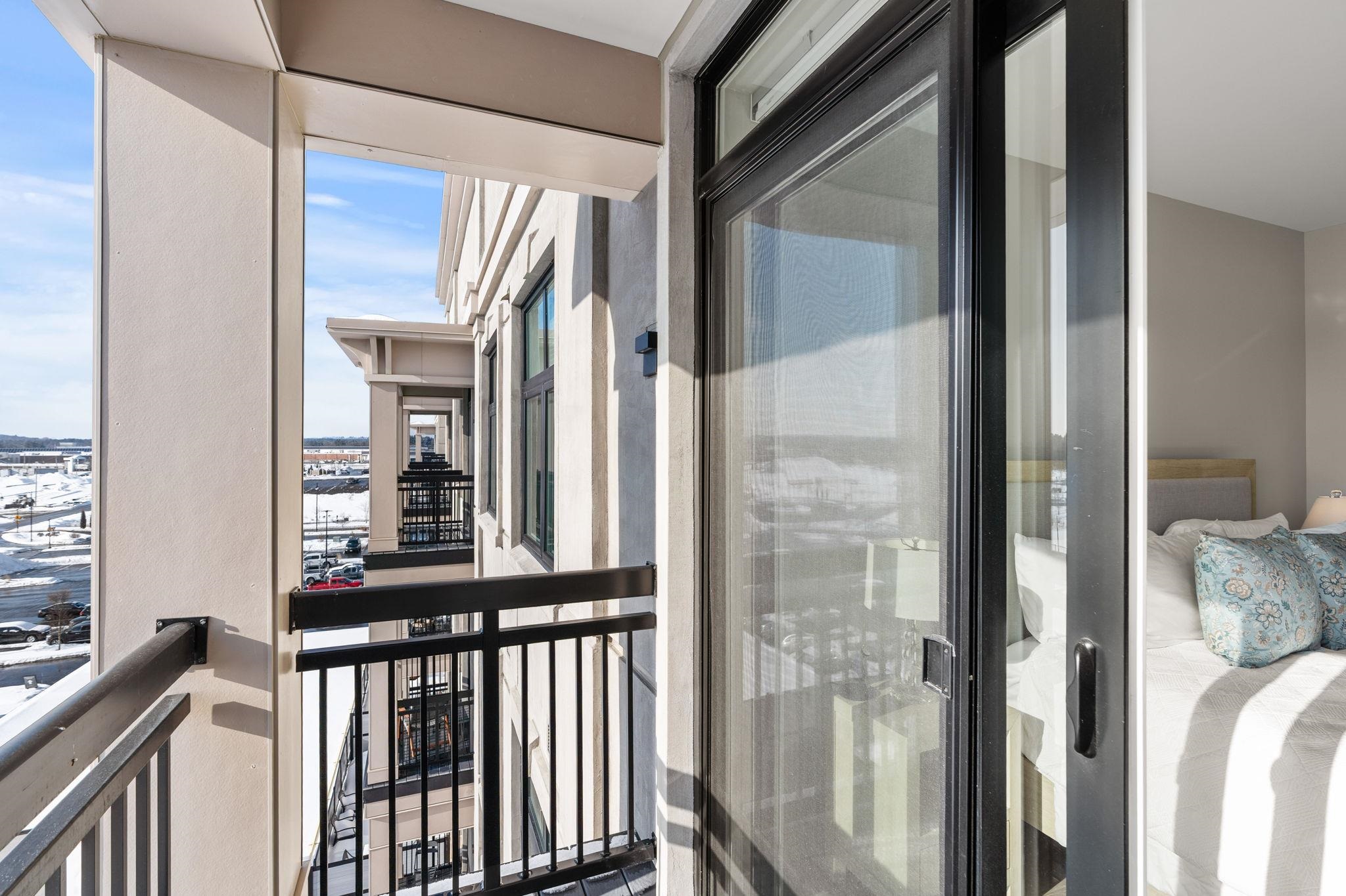 18 Artisan Drive Unit: 512