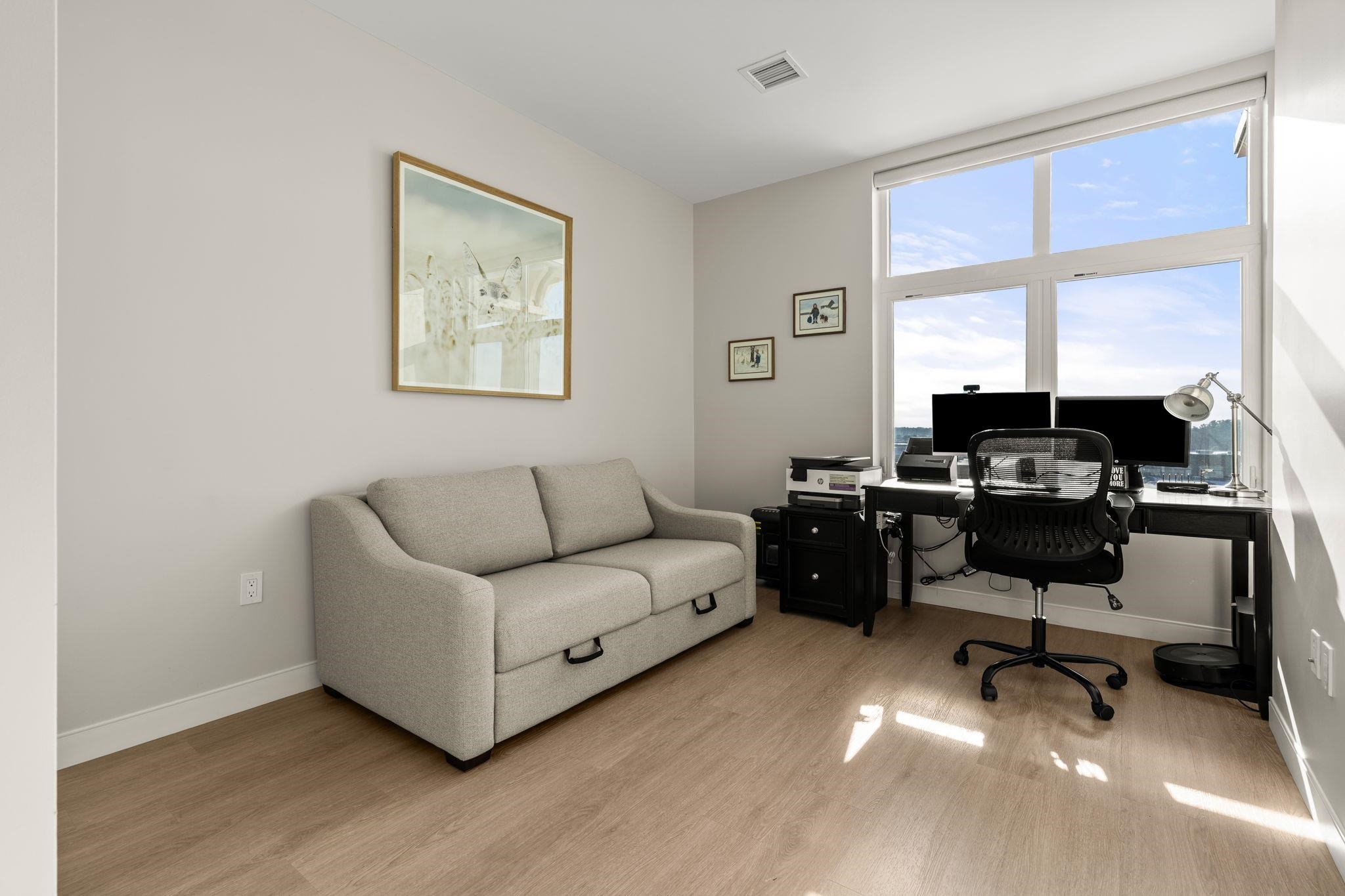 18 Artisan Drive Unit: 512