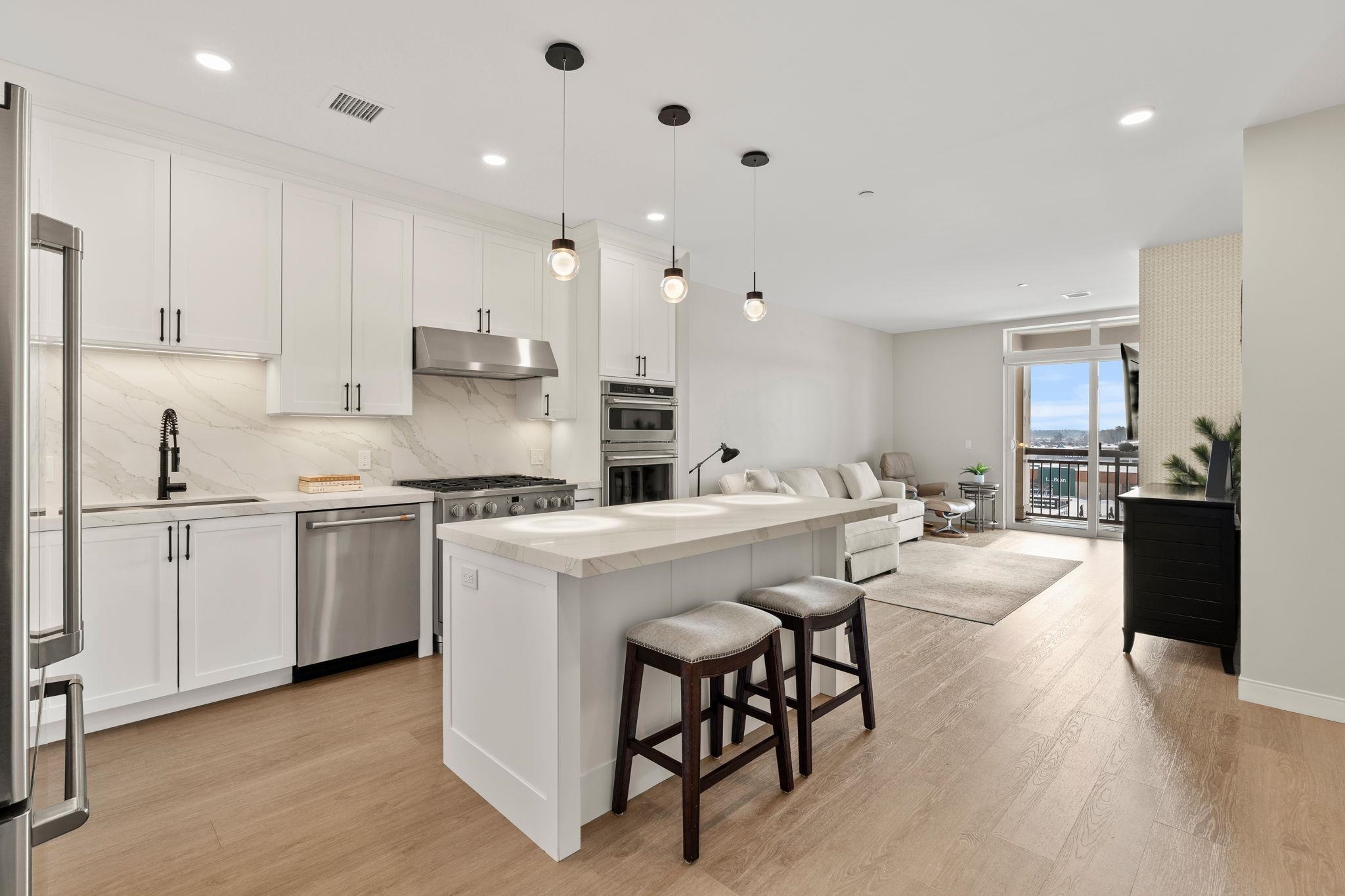 18 Artisan Drive Unit: 512