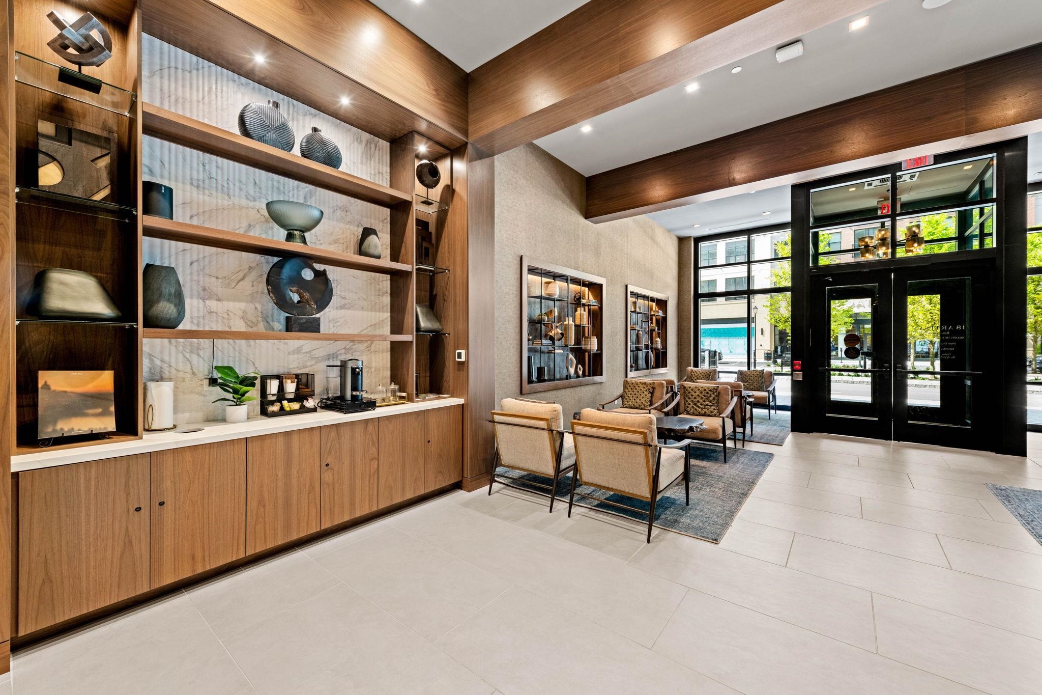 18 Artisan Drive Unit: 519
