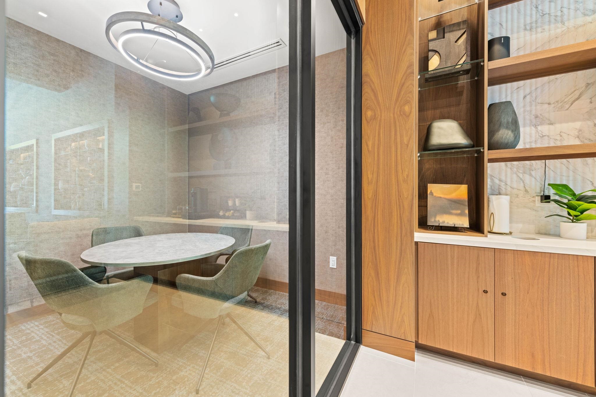 18 Artisan Drive Unit: 519