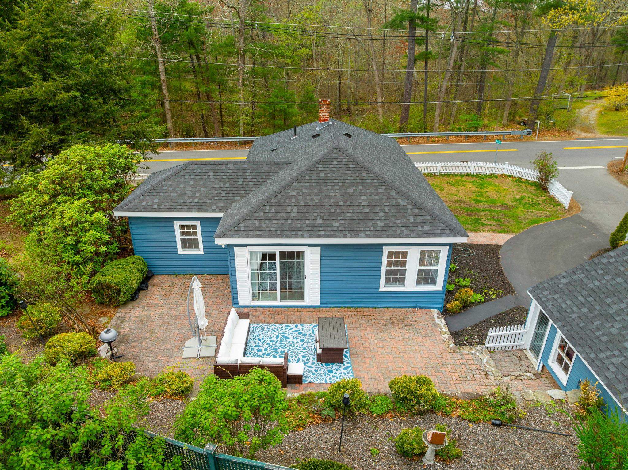 14 Town Farm Road