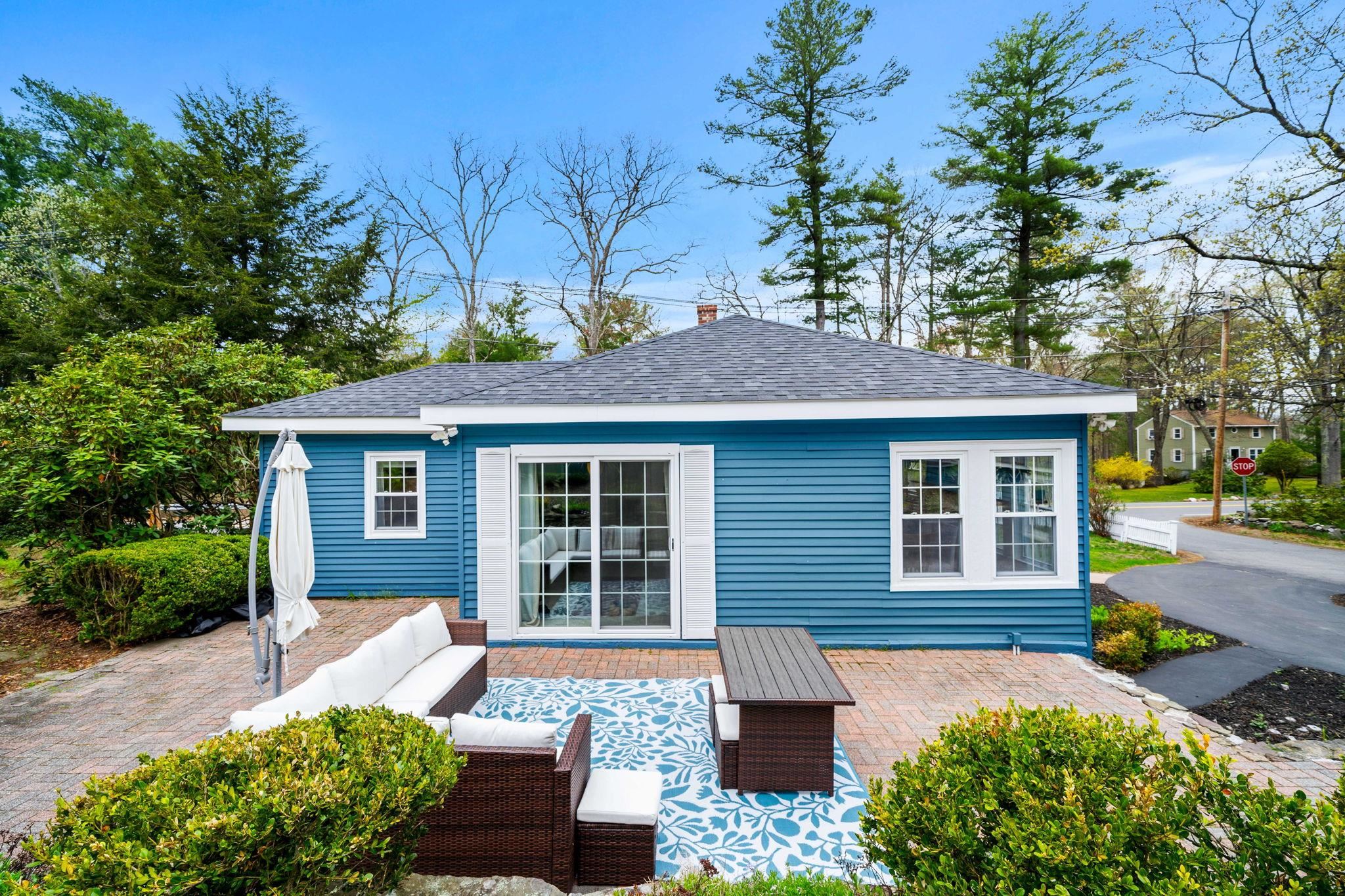 14 Town Farm Road