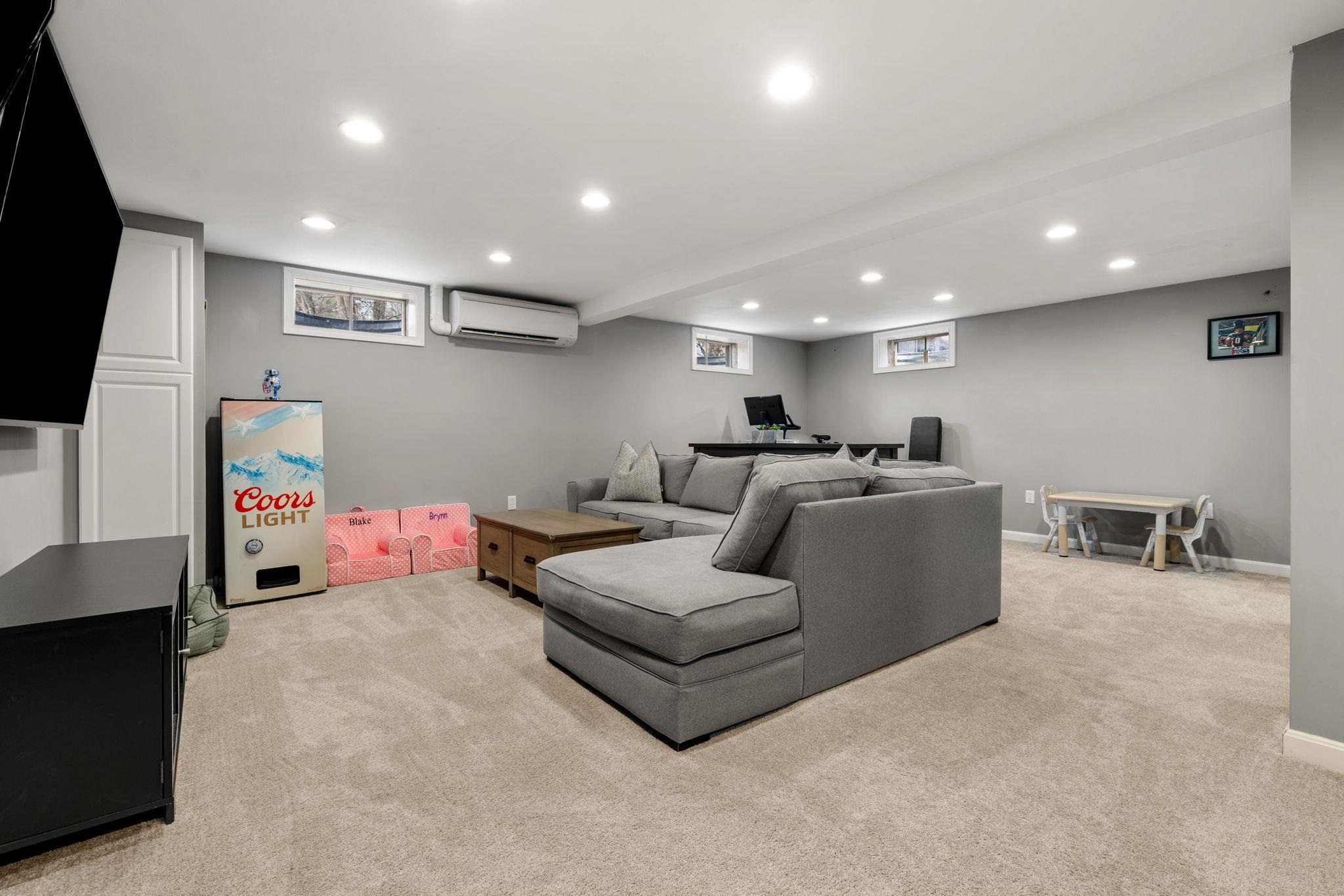 5 Falcon Drive