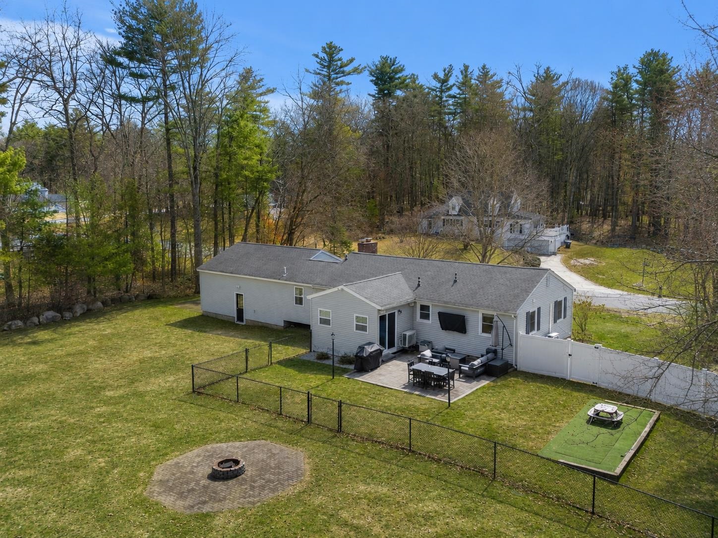 5 Falcon Drive