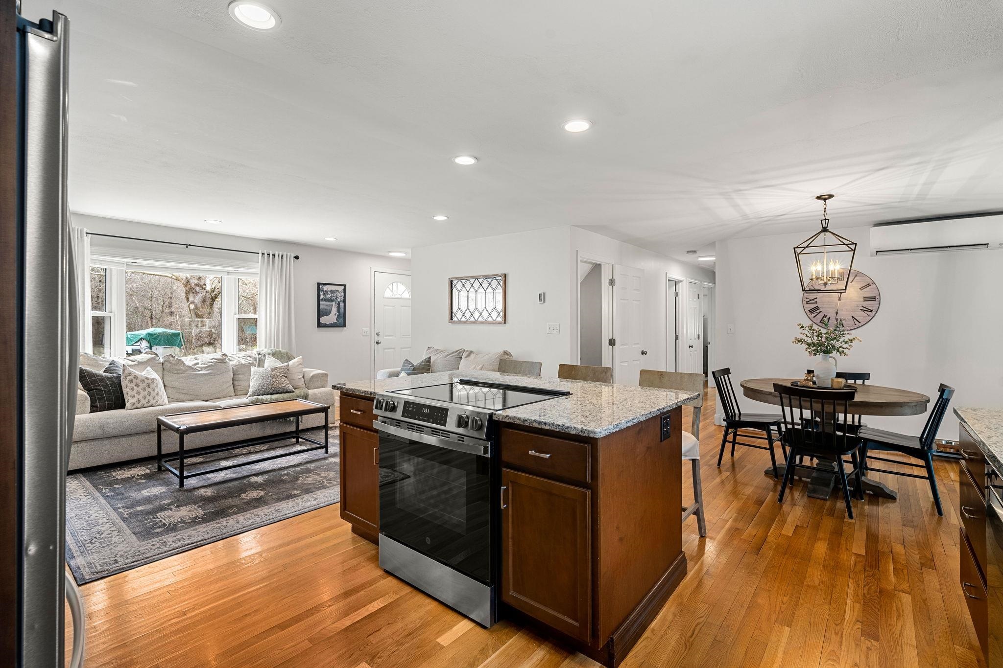 5 Falcon Drive