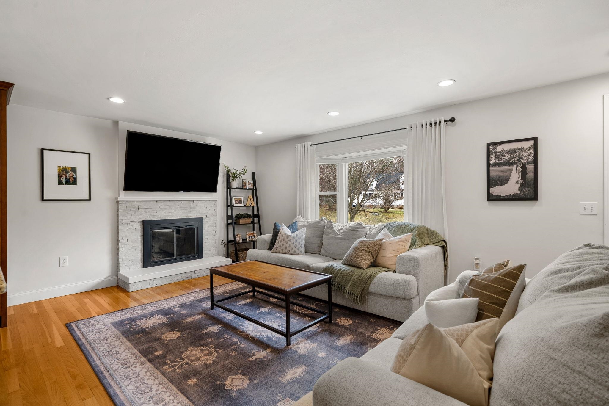 5 Falcon Drive