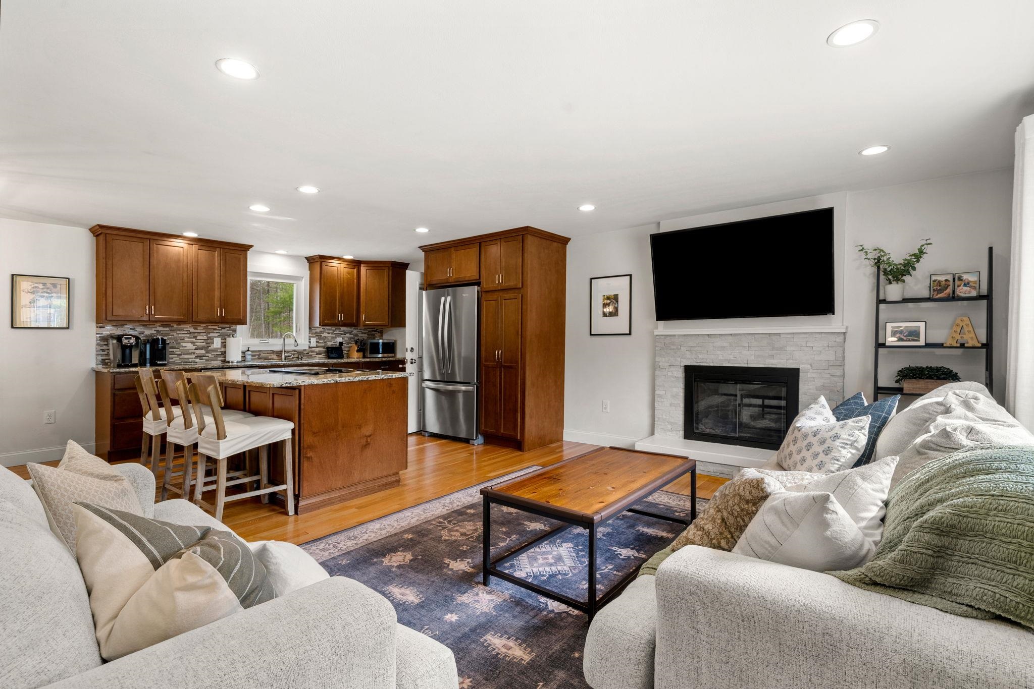 5 Falcon Drive