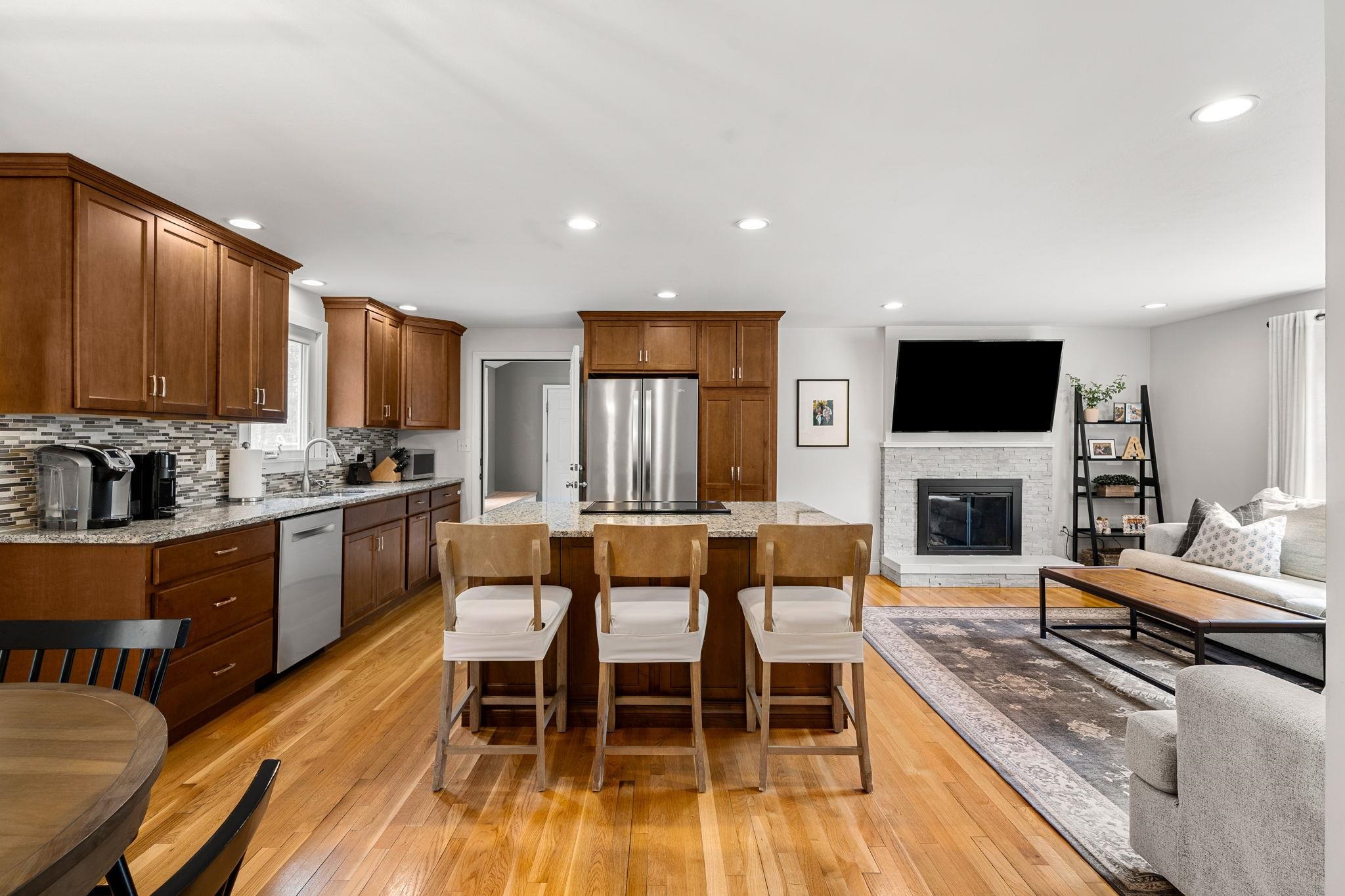 5 Falcon Drive