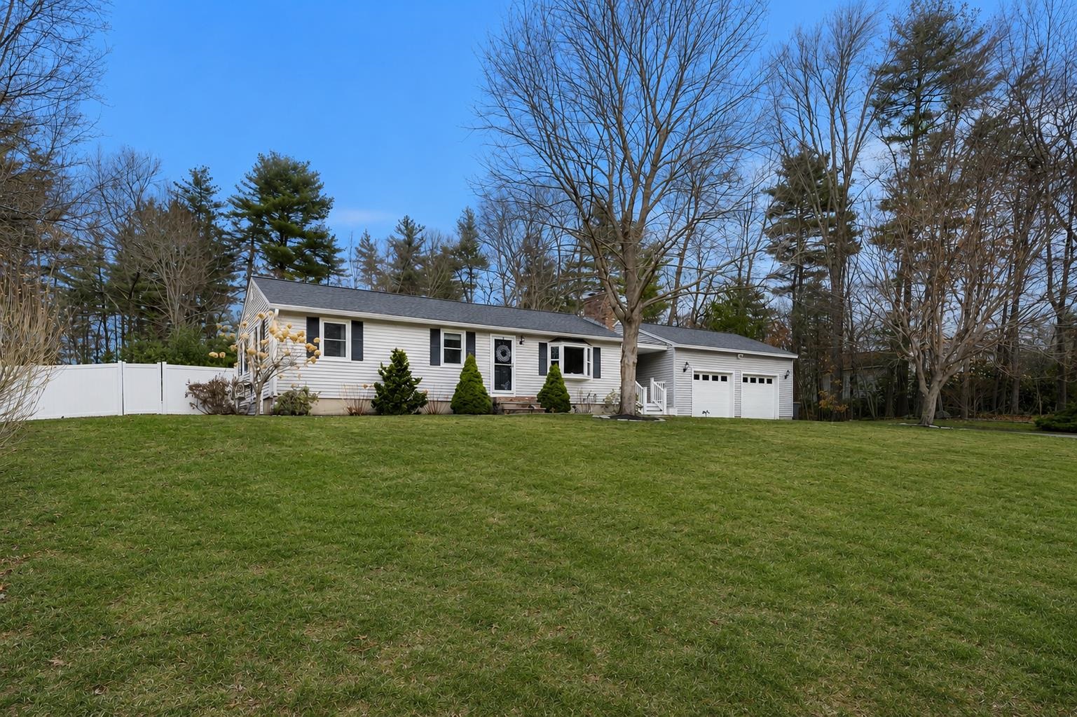 5 Falcon Drive