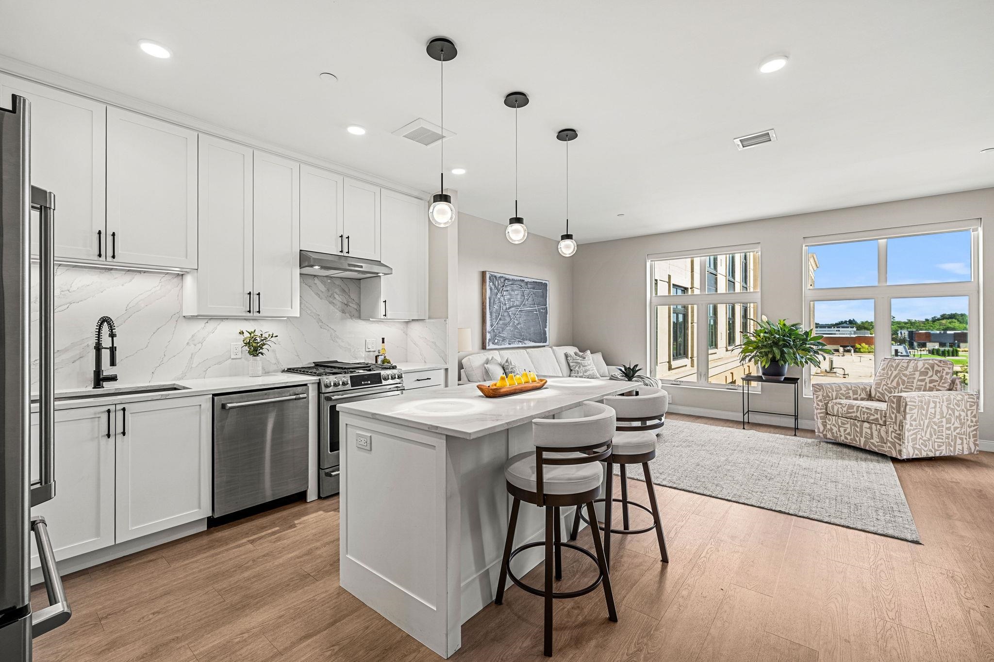 18 Artisan Drive Unit: 318