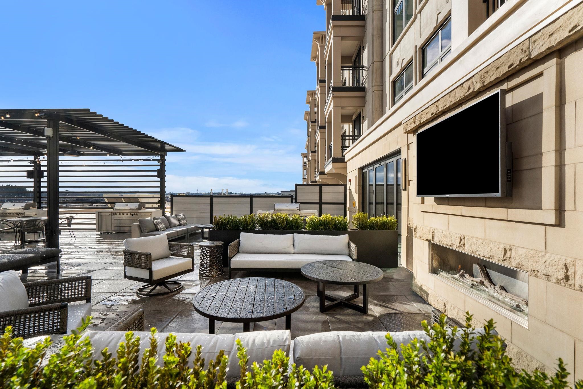 18 Artisan Drive Unit: 318