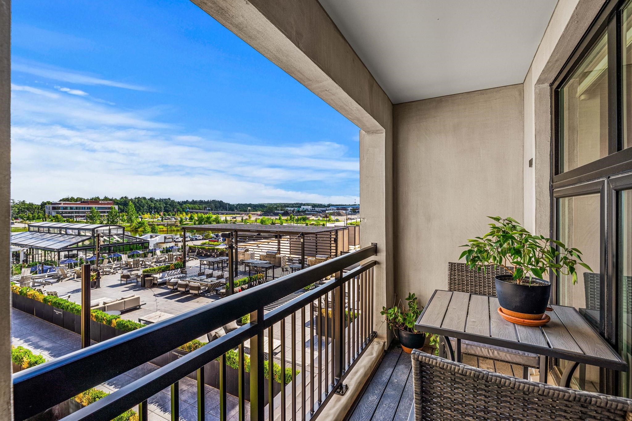 18 Artisan Drive Unit: 318