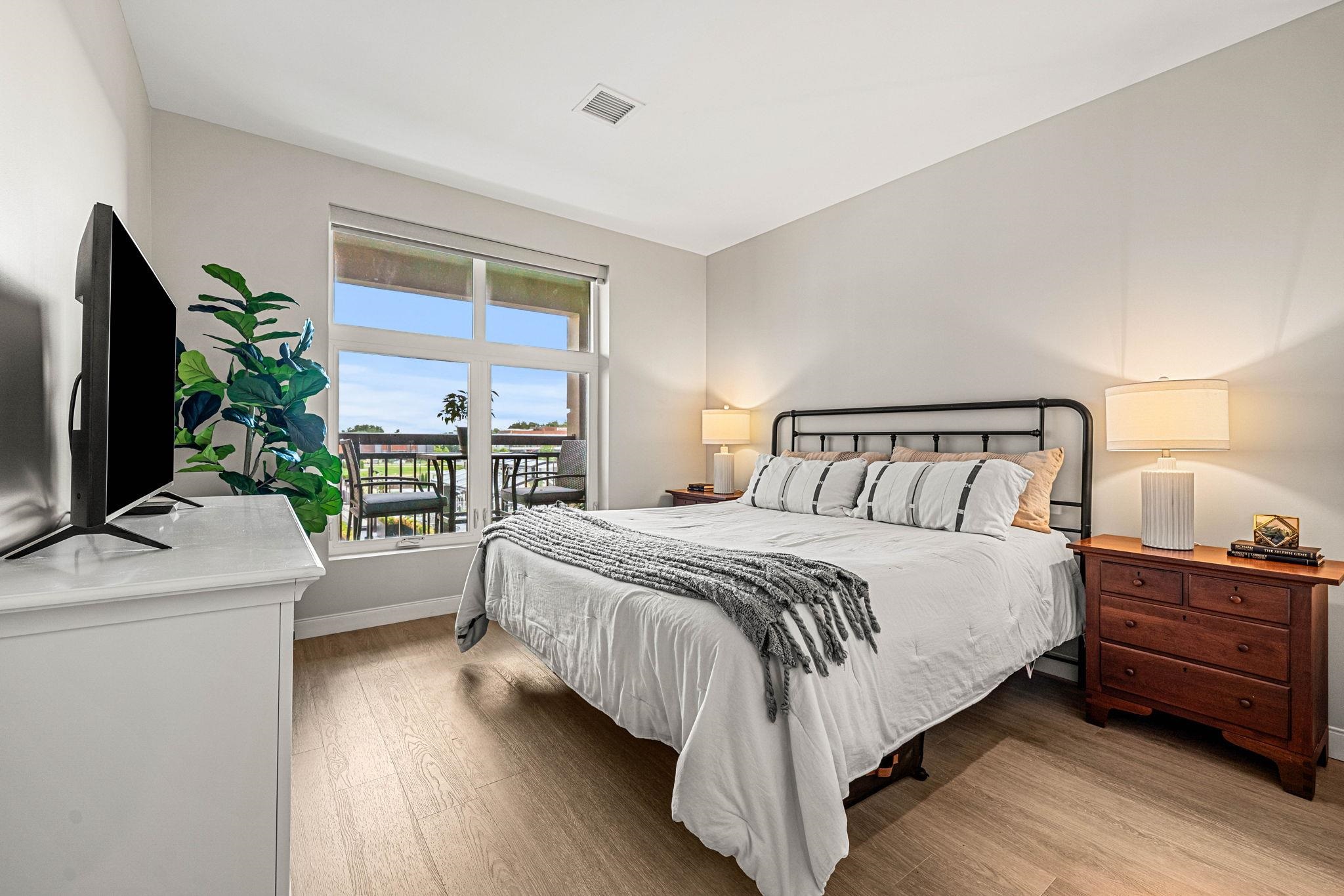 18 Artisan Drive Unit: 318
