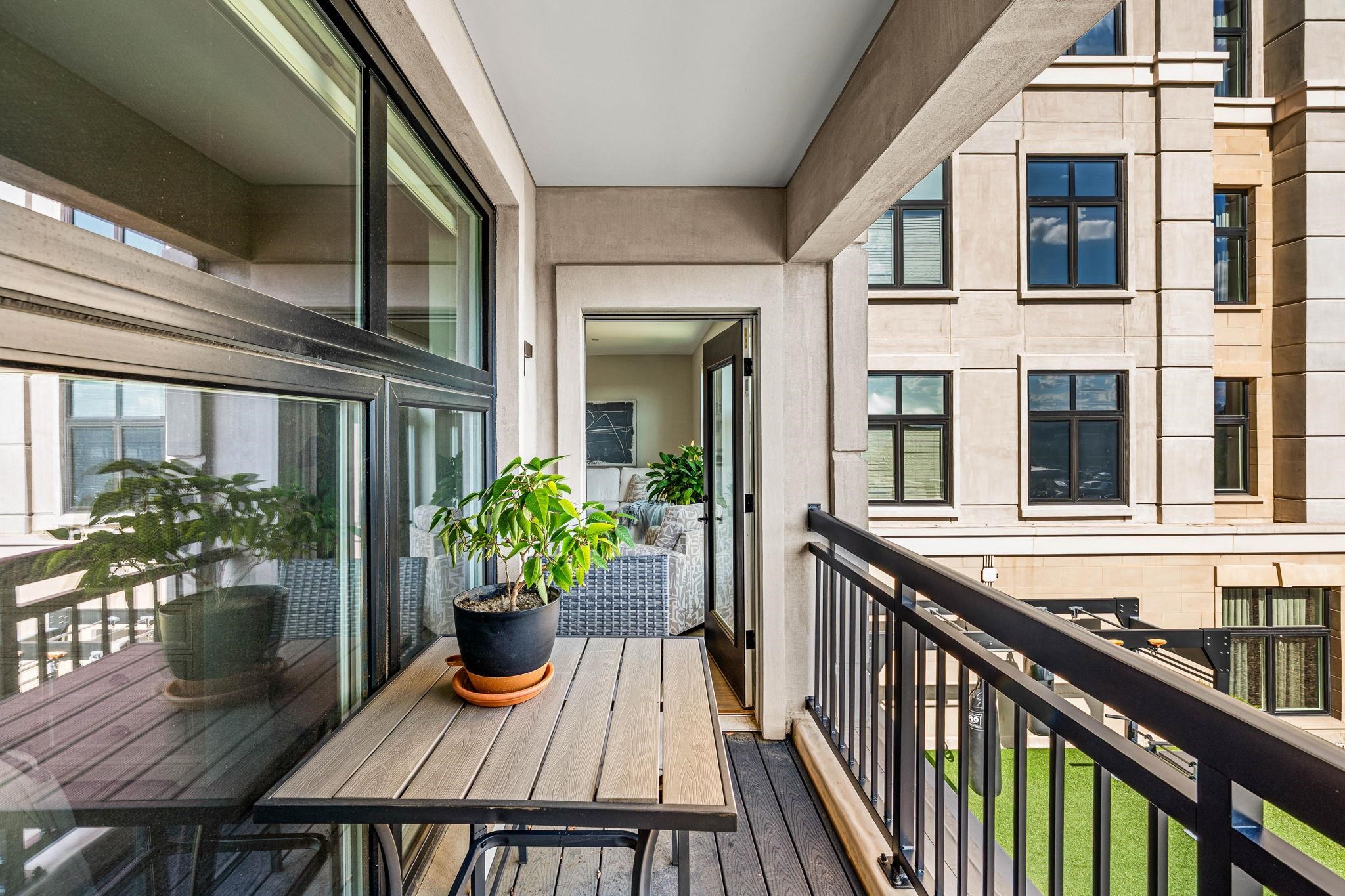 18 Artisan Drive Unit: 318
