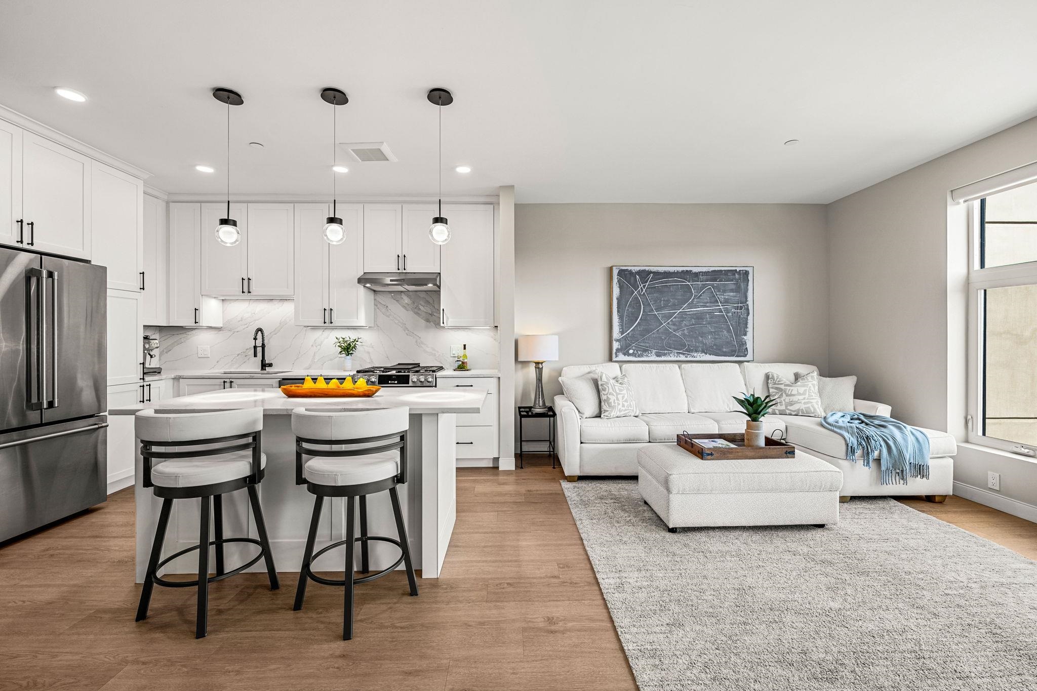 18 Artisan Drive Unit: 318