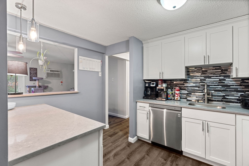 5 Birchwood Pt # 303