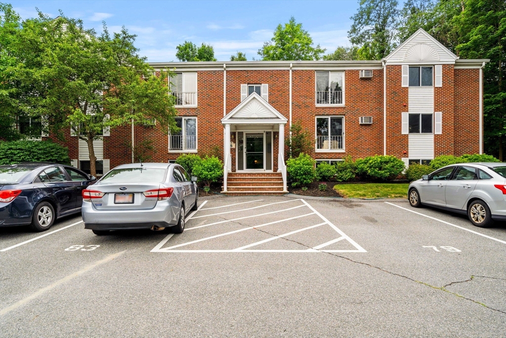 5 Birchwood Pt # 303