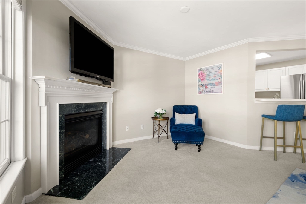 1 Riverview Blvd # 203 Unit: 2-203