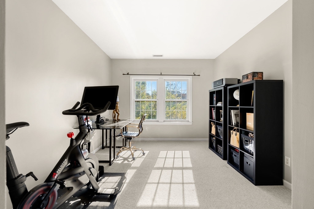 1 Riverview Blvd # 203 Unit: 2-203
