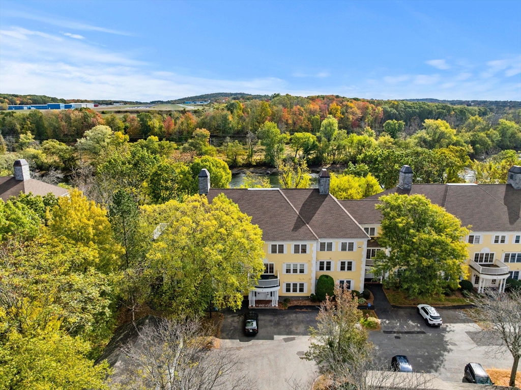 1 Riverview Blvd # 203 Unit: 2-203