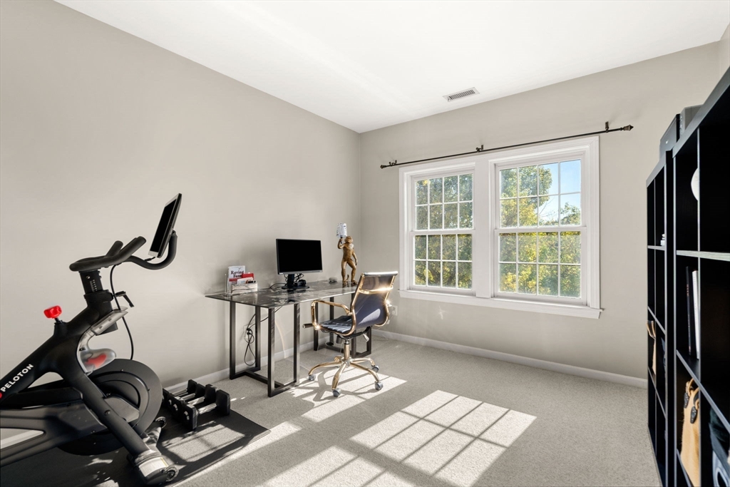 1 Riverview Blvd # 203 Unit: 2-203