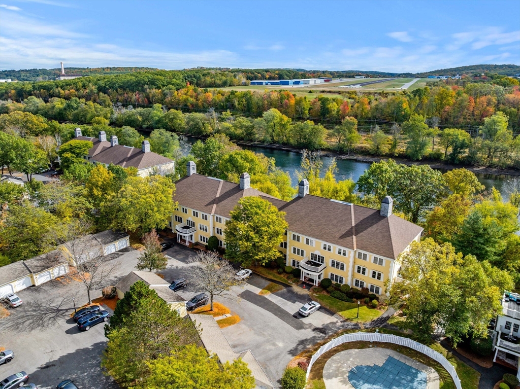 1 Riverview Blvd # 203 Unit: 2-203