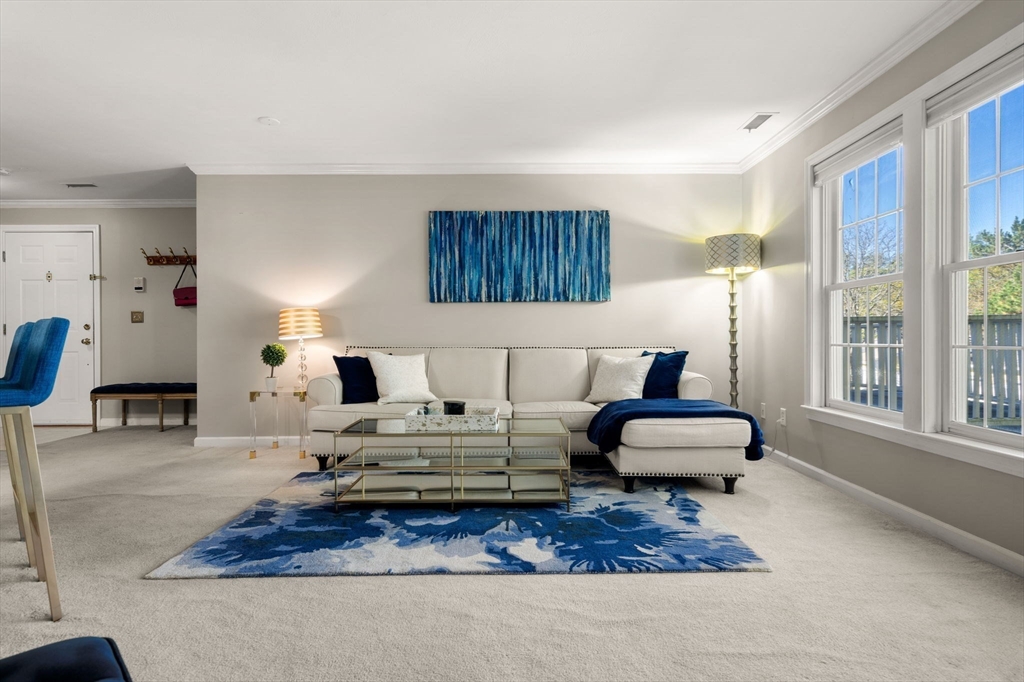 1 Riverview Blvd # 203 Unit: 2-203
