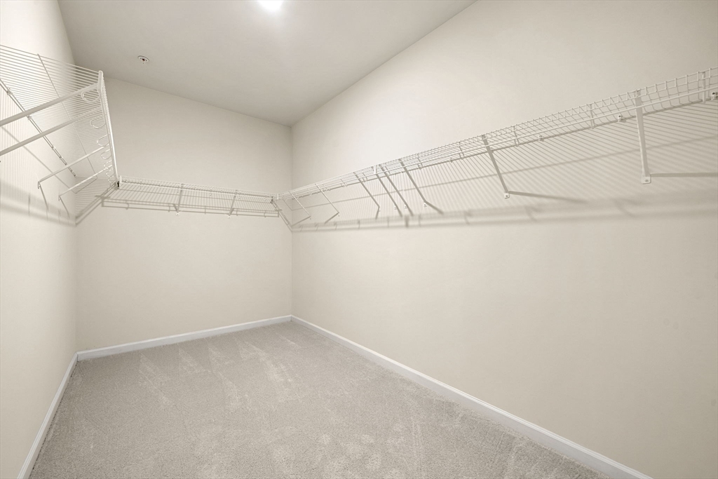2 Stratton Dr # 102