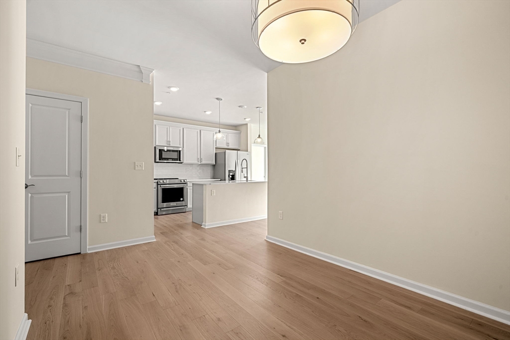 2 Stratton Dr # 102