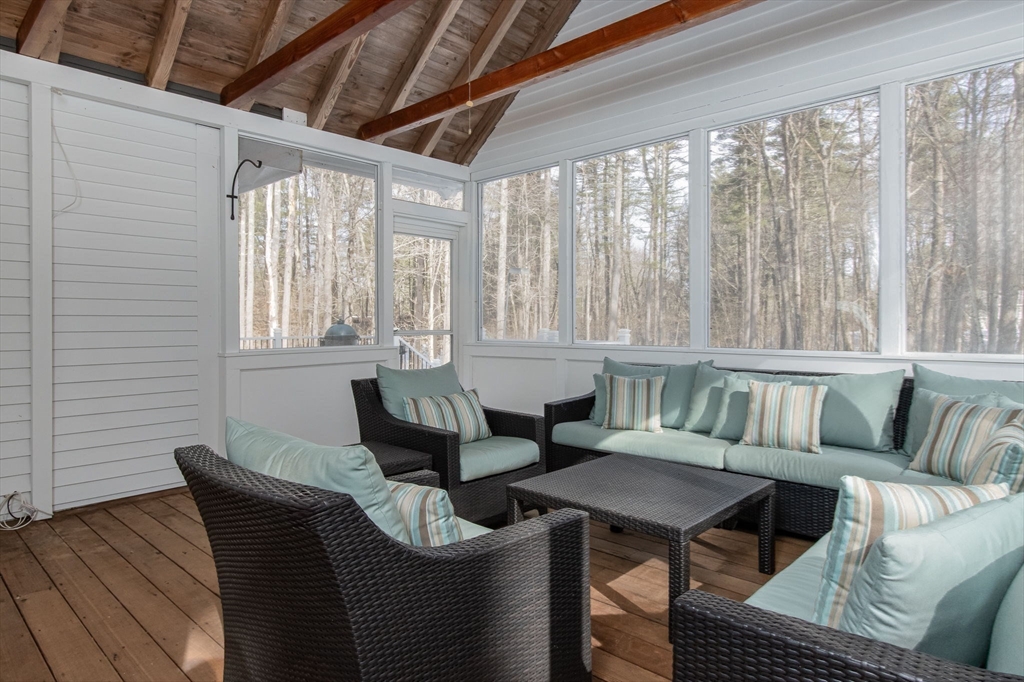 53 Mclains Woods Rd