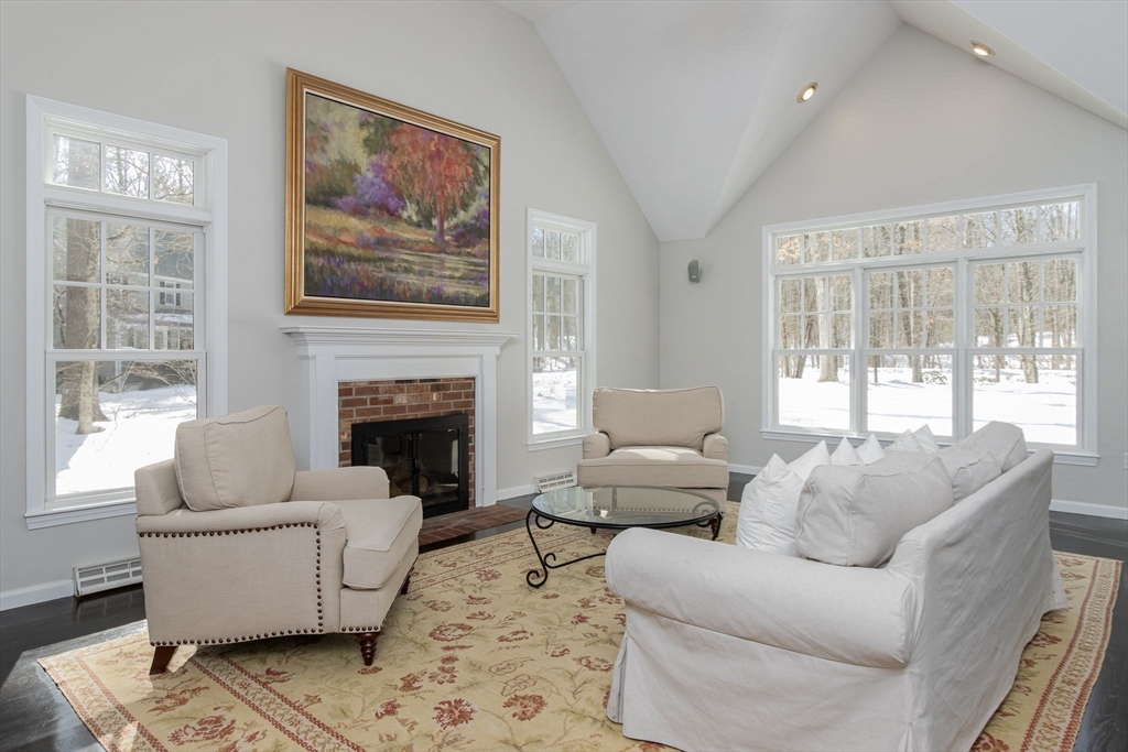 53 Mclains Woods Rd