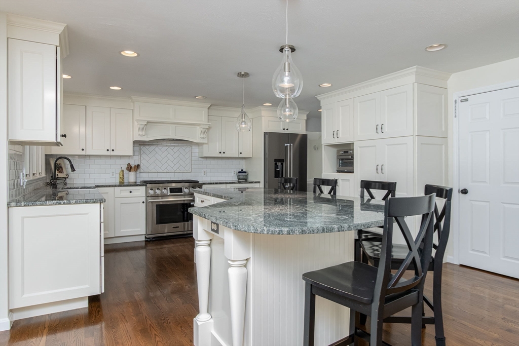 53 Mclains Woods Rd